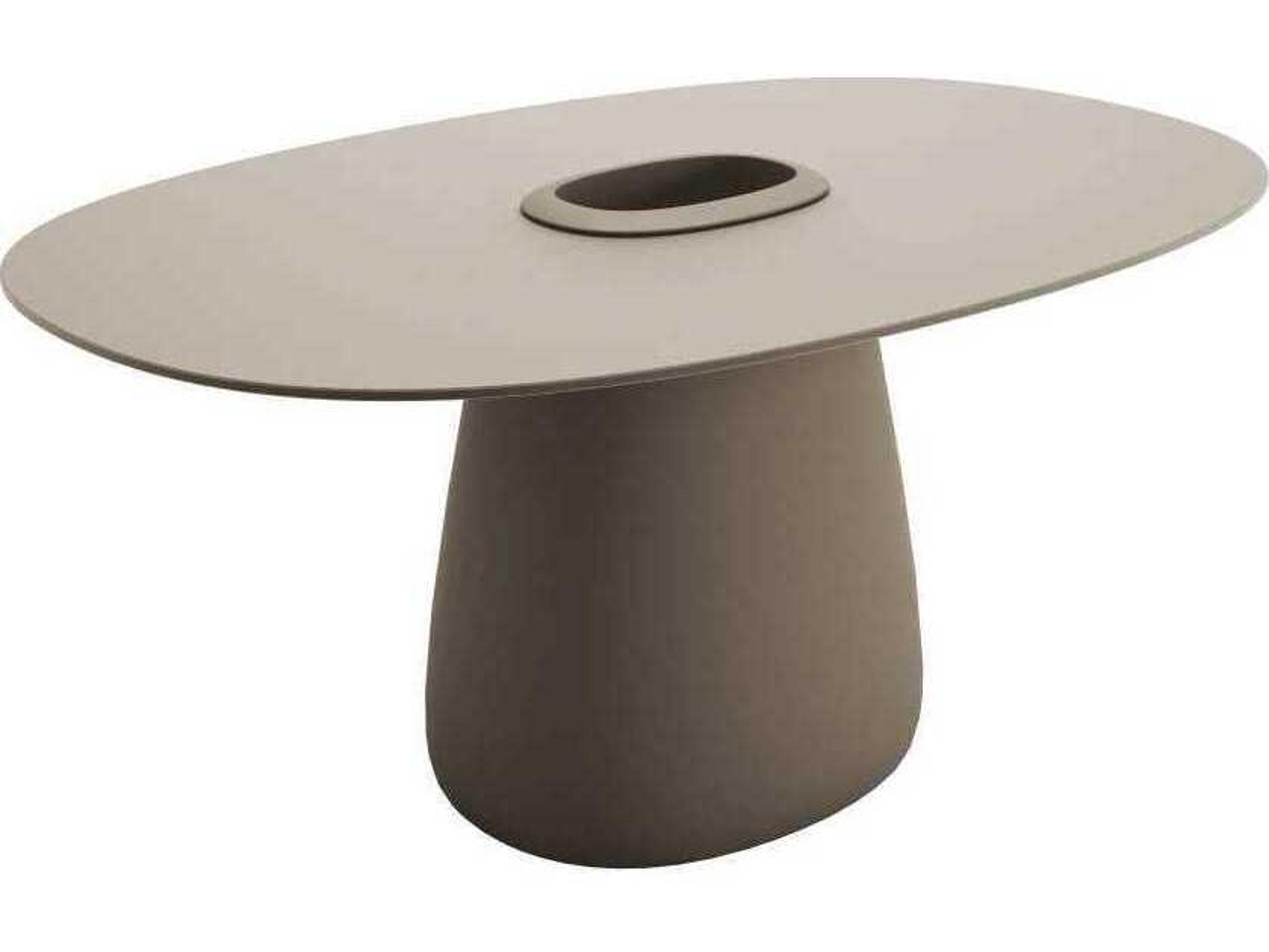 Qeeboo Outdoor Cobble Ottawa Recycled Plastic Oval Dining Table