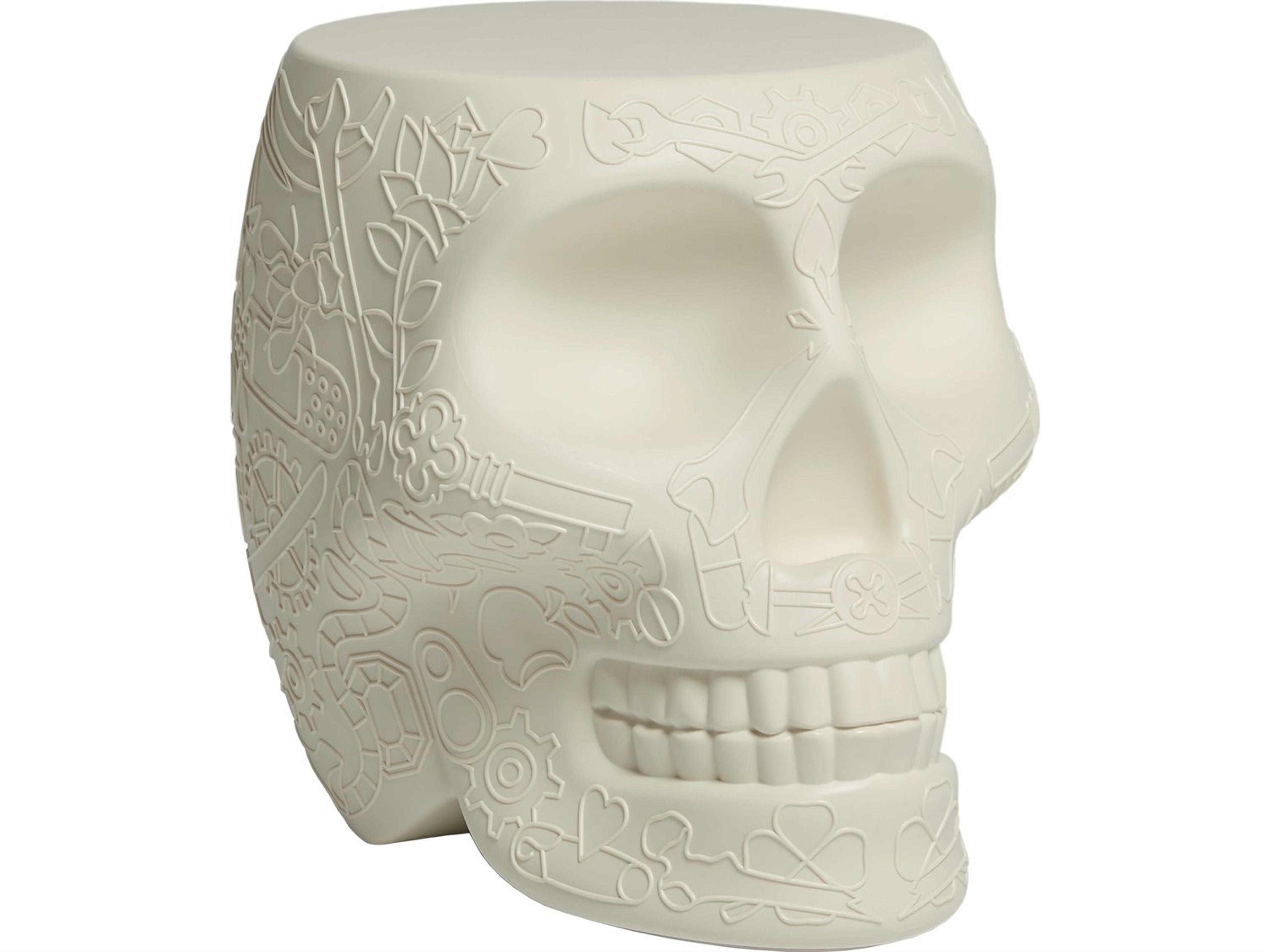 Qeeboo Outdoor Mexico Ivory Recycled Plastic Round End Table