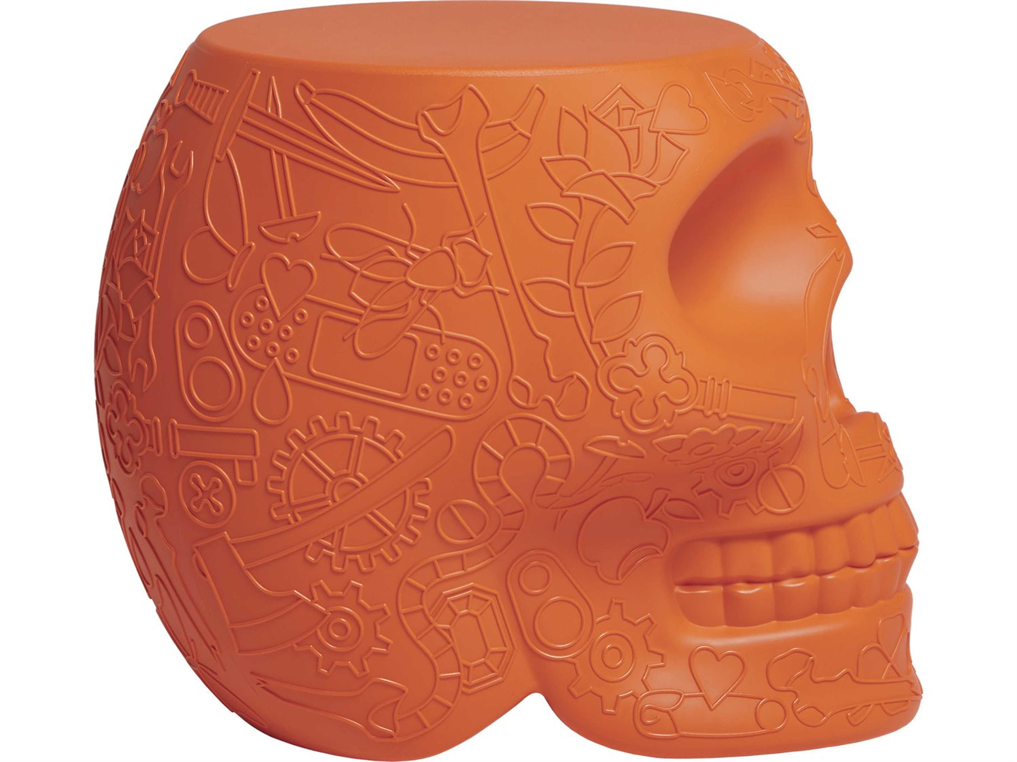 Qeeboo Outdoor Mexico Terracotta Recycled Plastic Round End Table