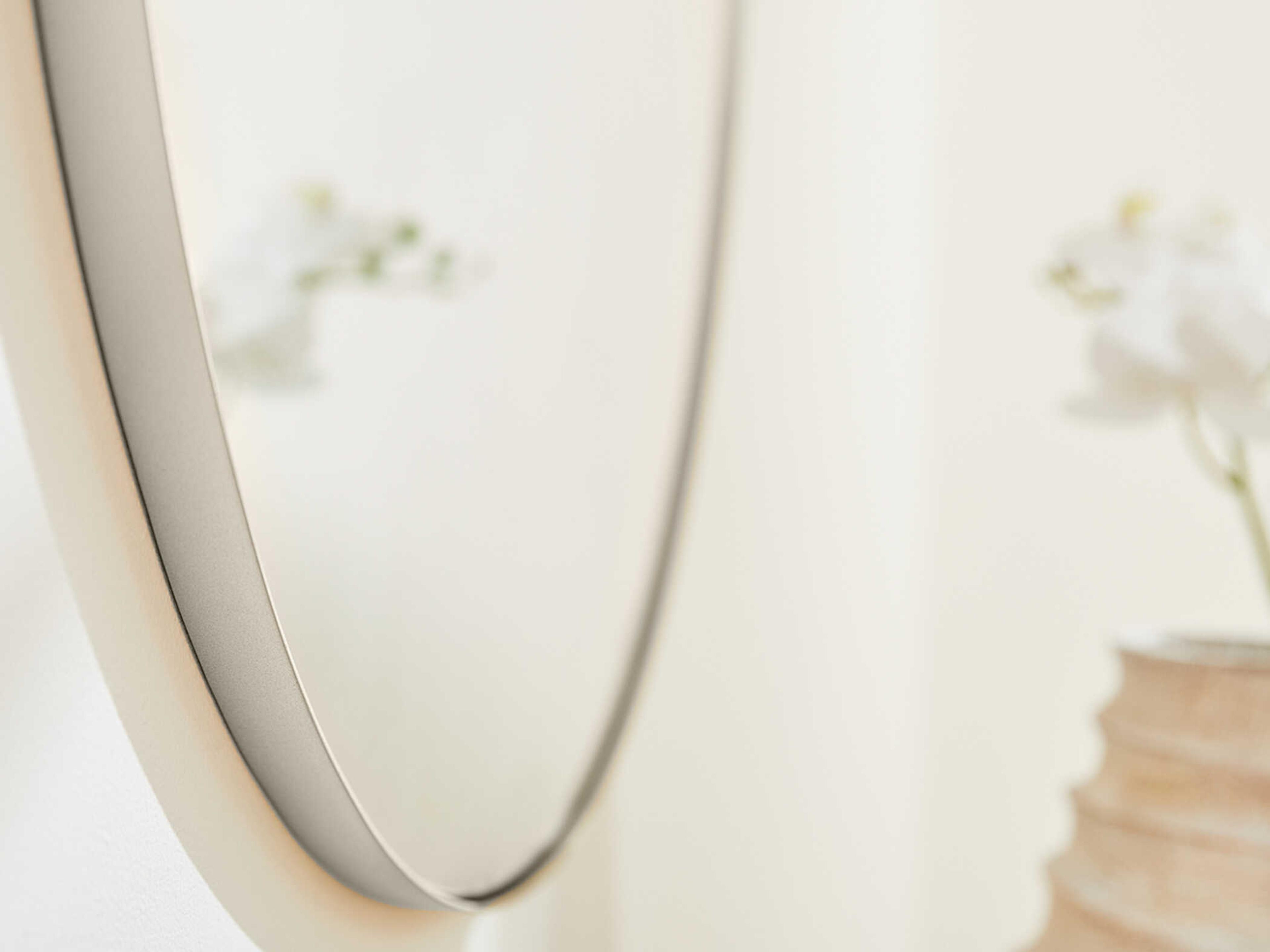 Quorum Silver Round Wall Mirror