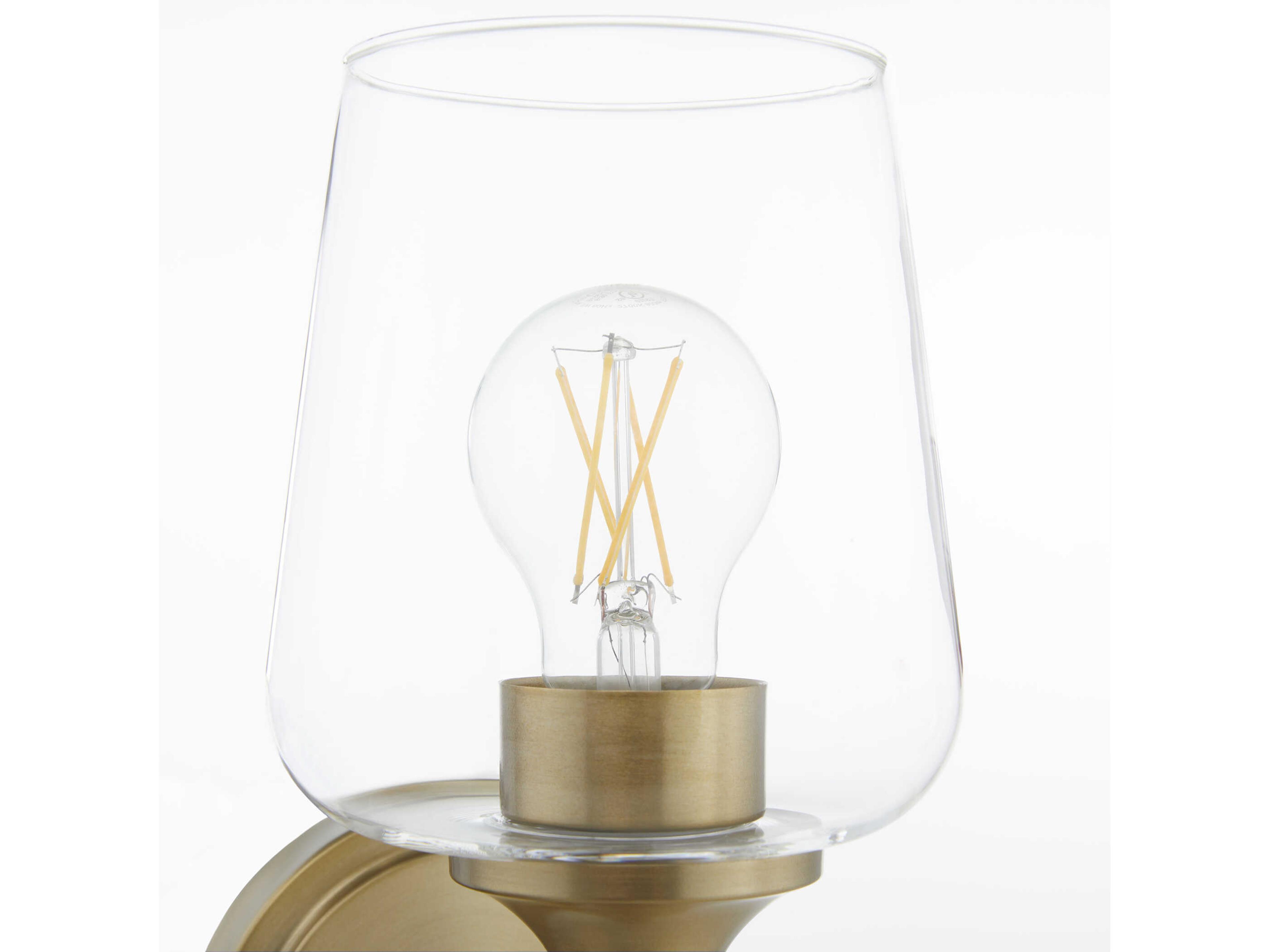 Quorum Raymond 1-Light Aged Brass Wall Sconce