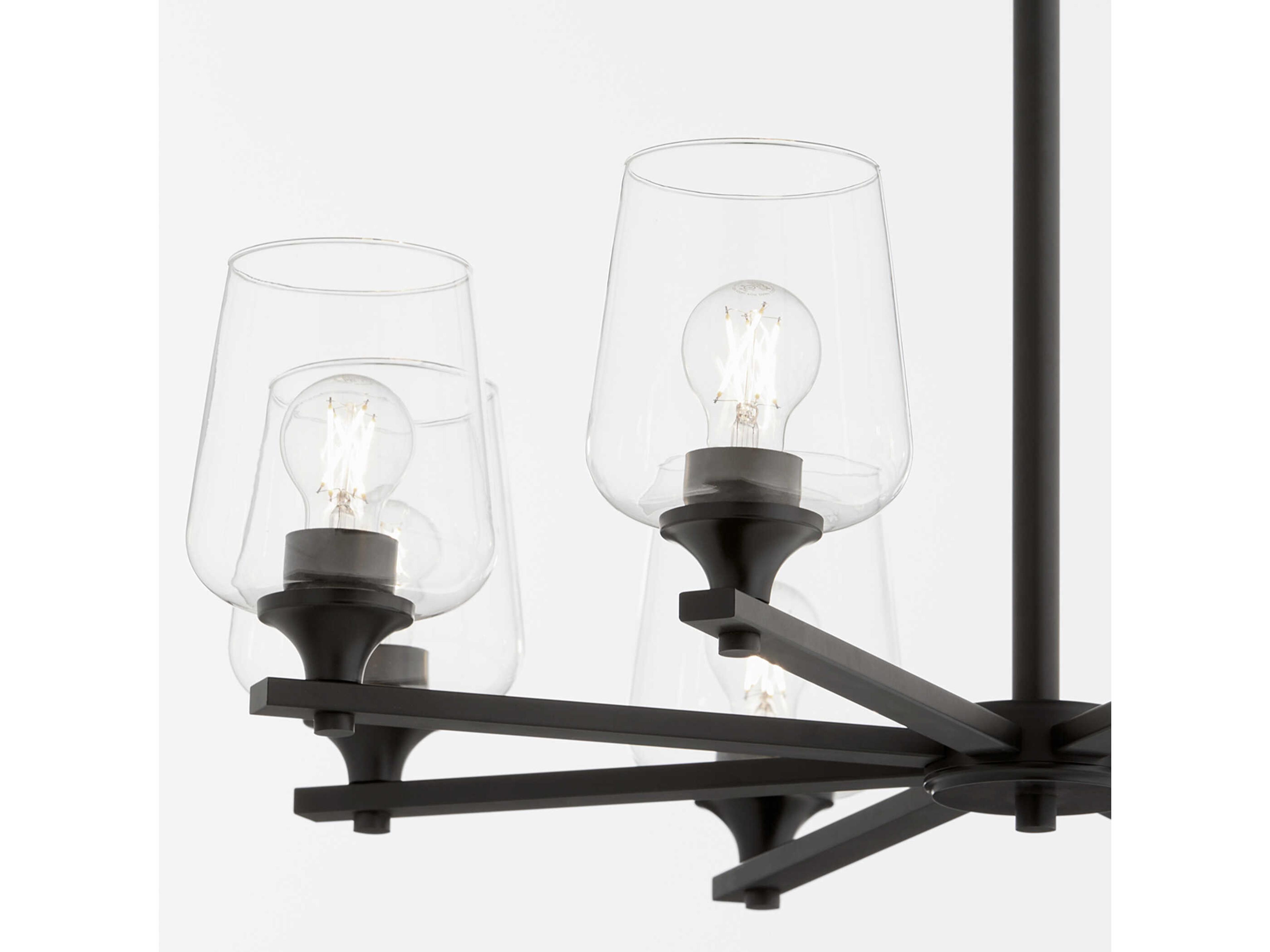 Quorum Veno 8-Light Matte Black Chandelier