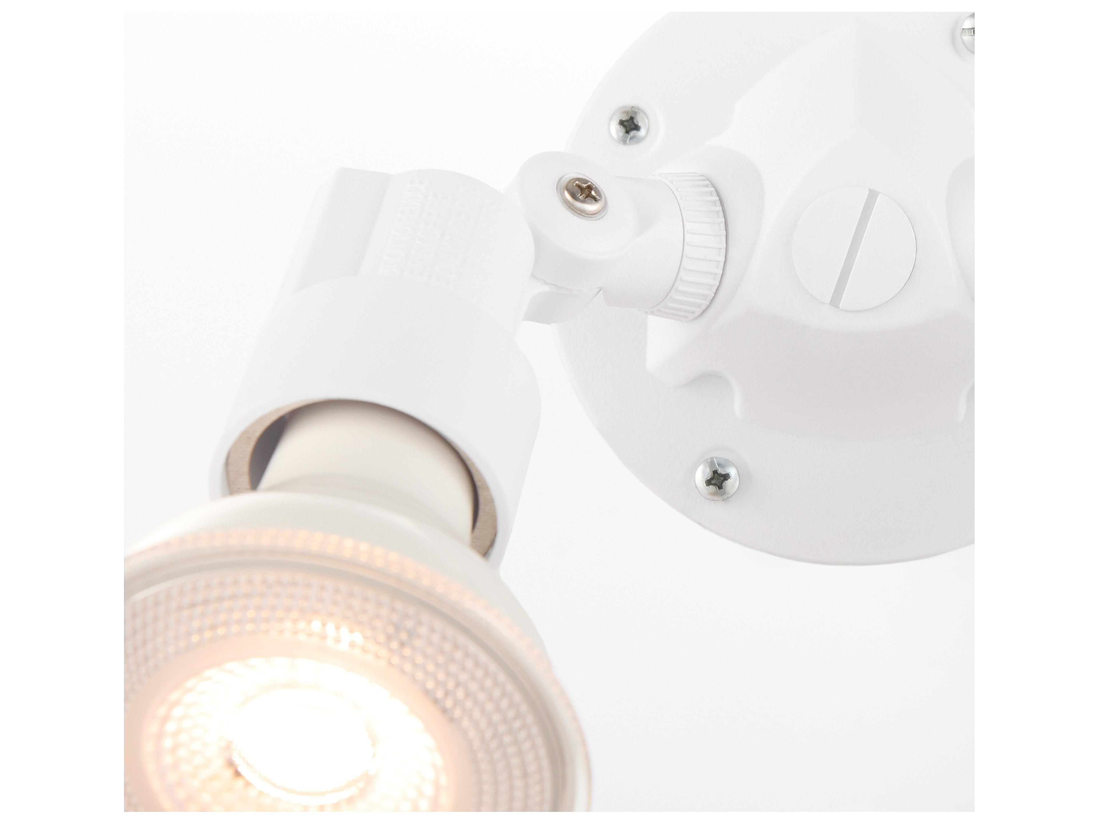 Quorum Outdoor 2-Light White Spot Light