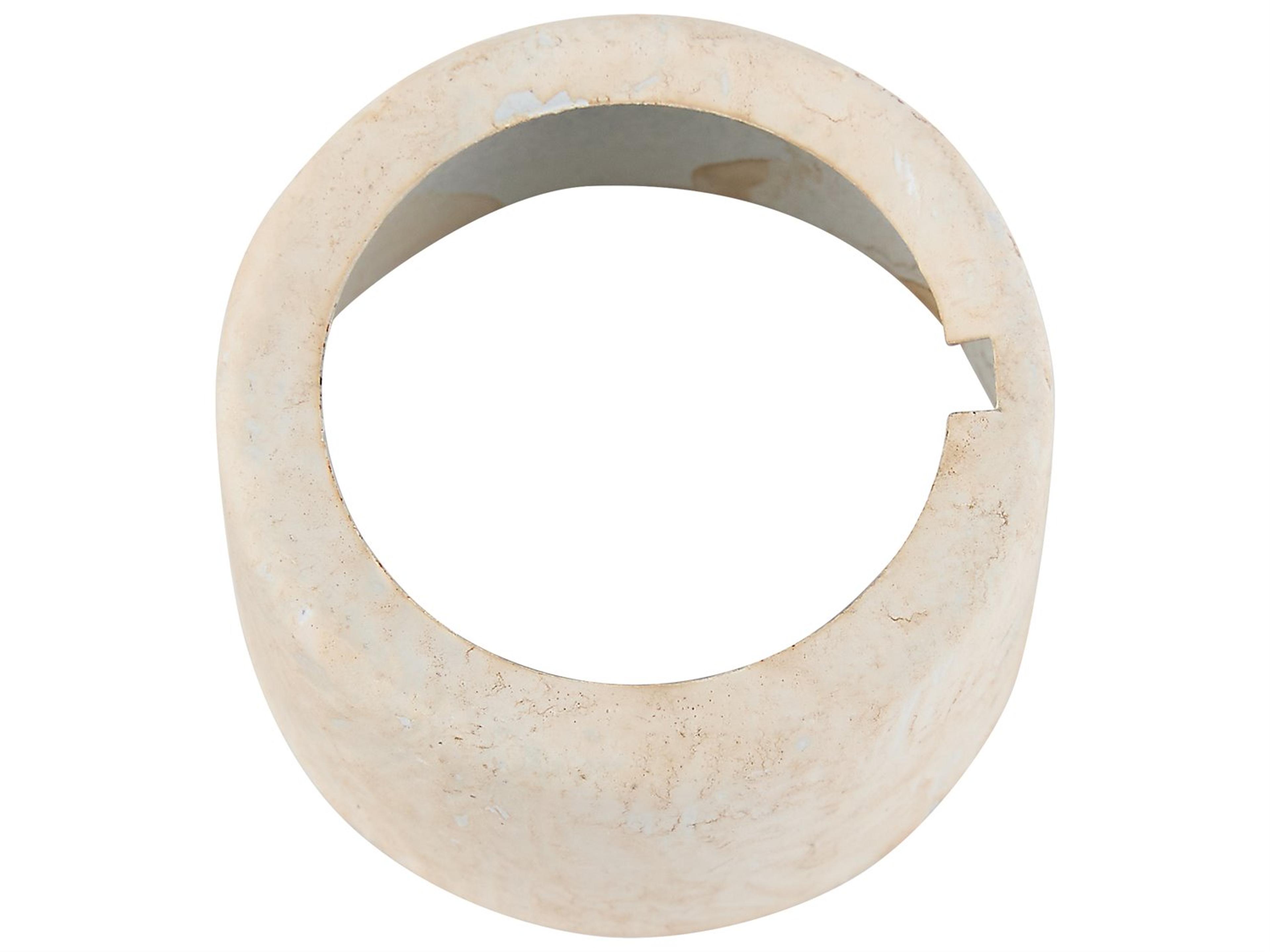 Quorum E26 Persian White Norge Ring