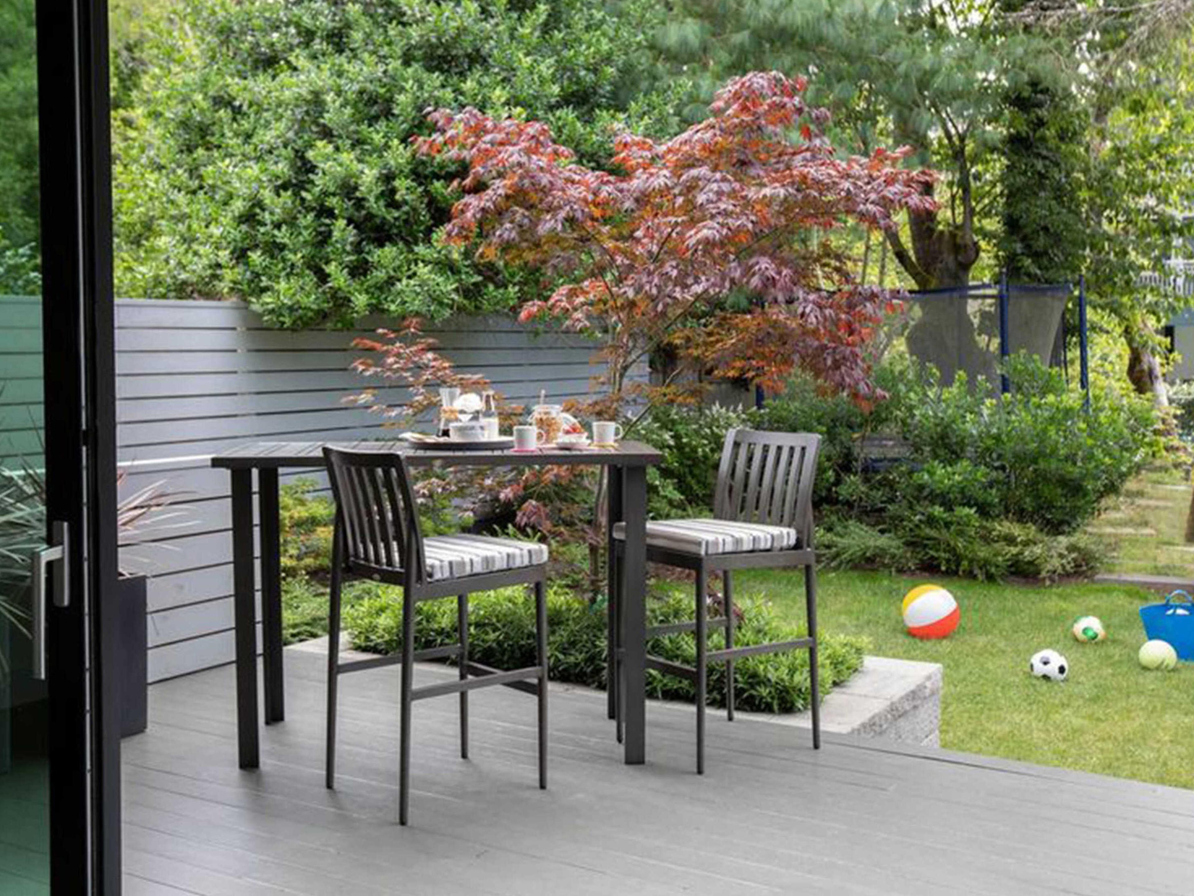 Bolano Aluminum Dining Set