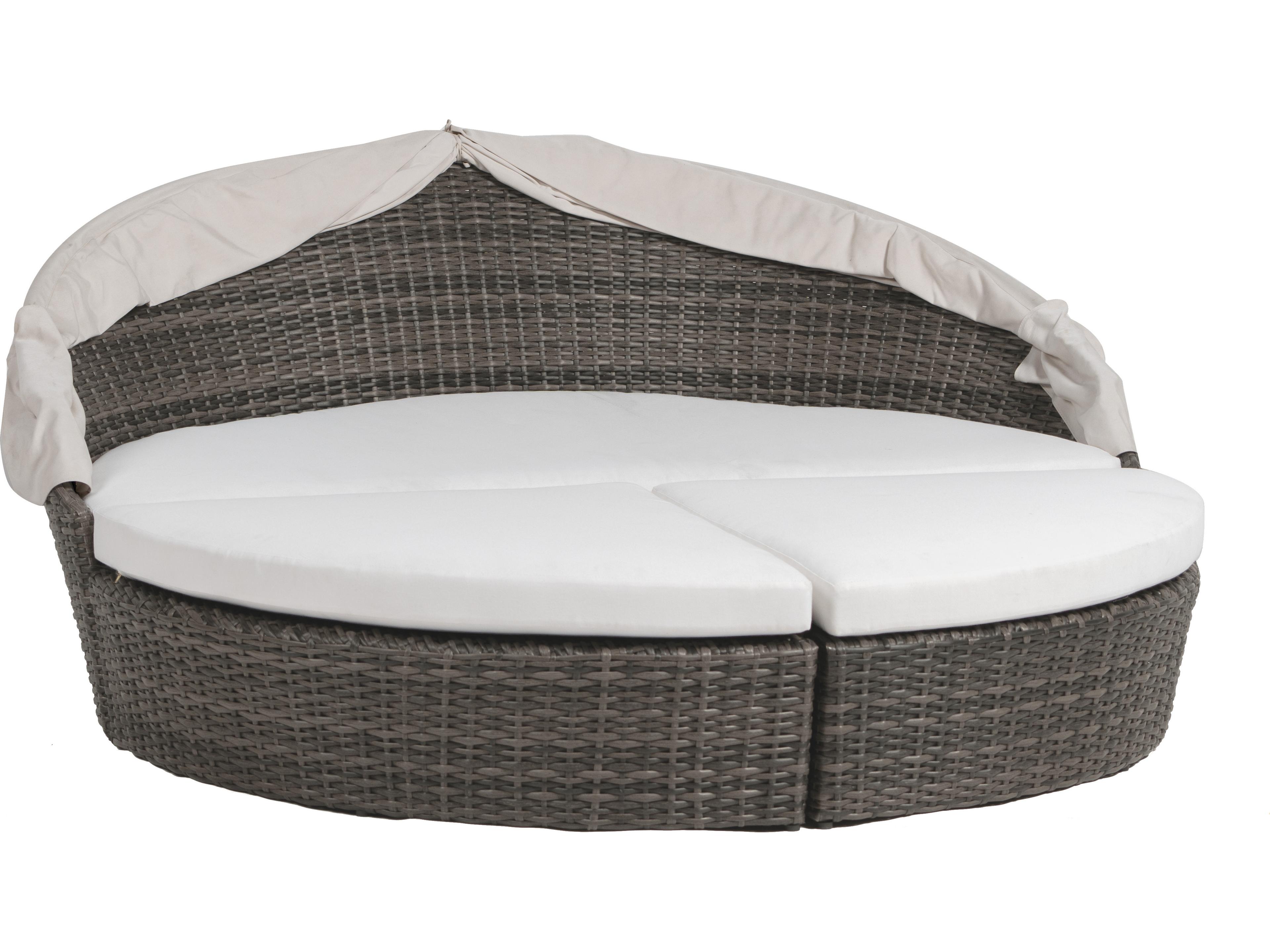 Coral Gables Aluminum Wicker Lounge Bed