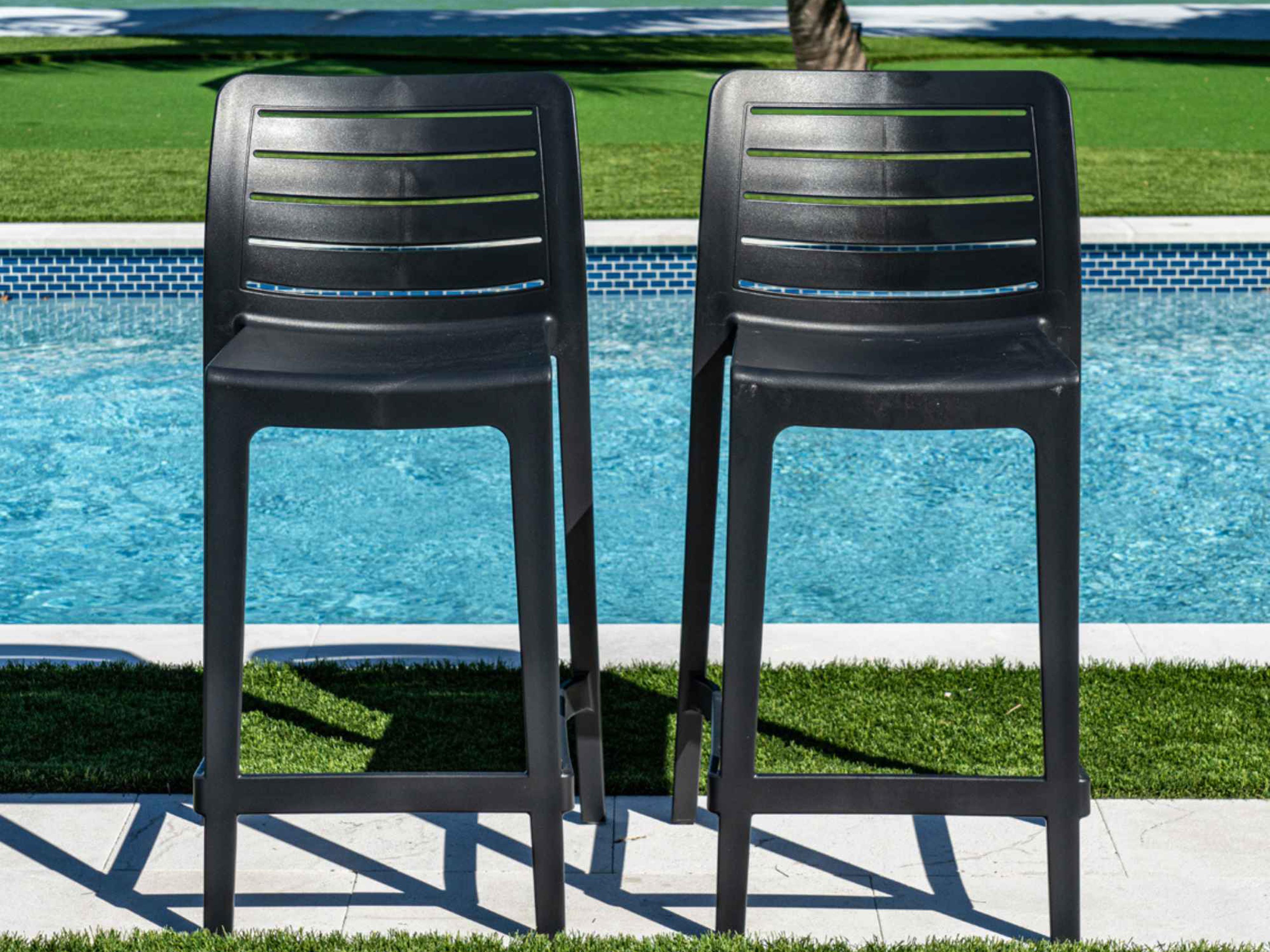 Rainbow Outdoor Leva Anthracite Polypropylene Bar Stool