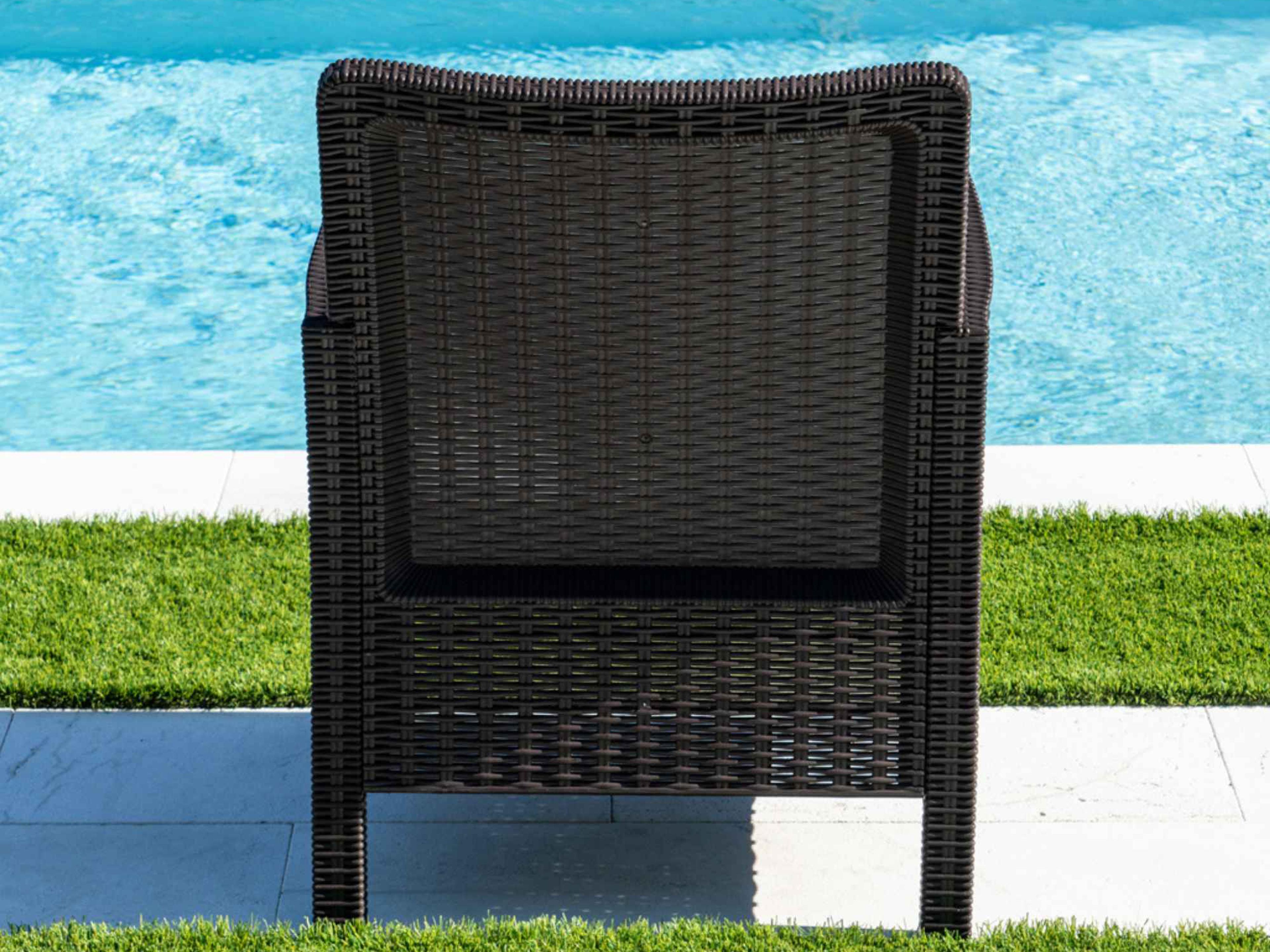 Rainbow Outdoor Nova Wicker Cushion Lounge Chair
