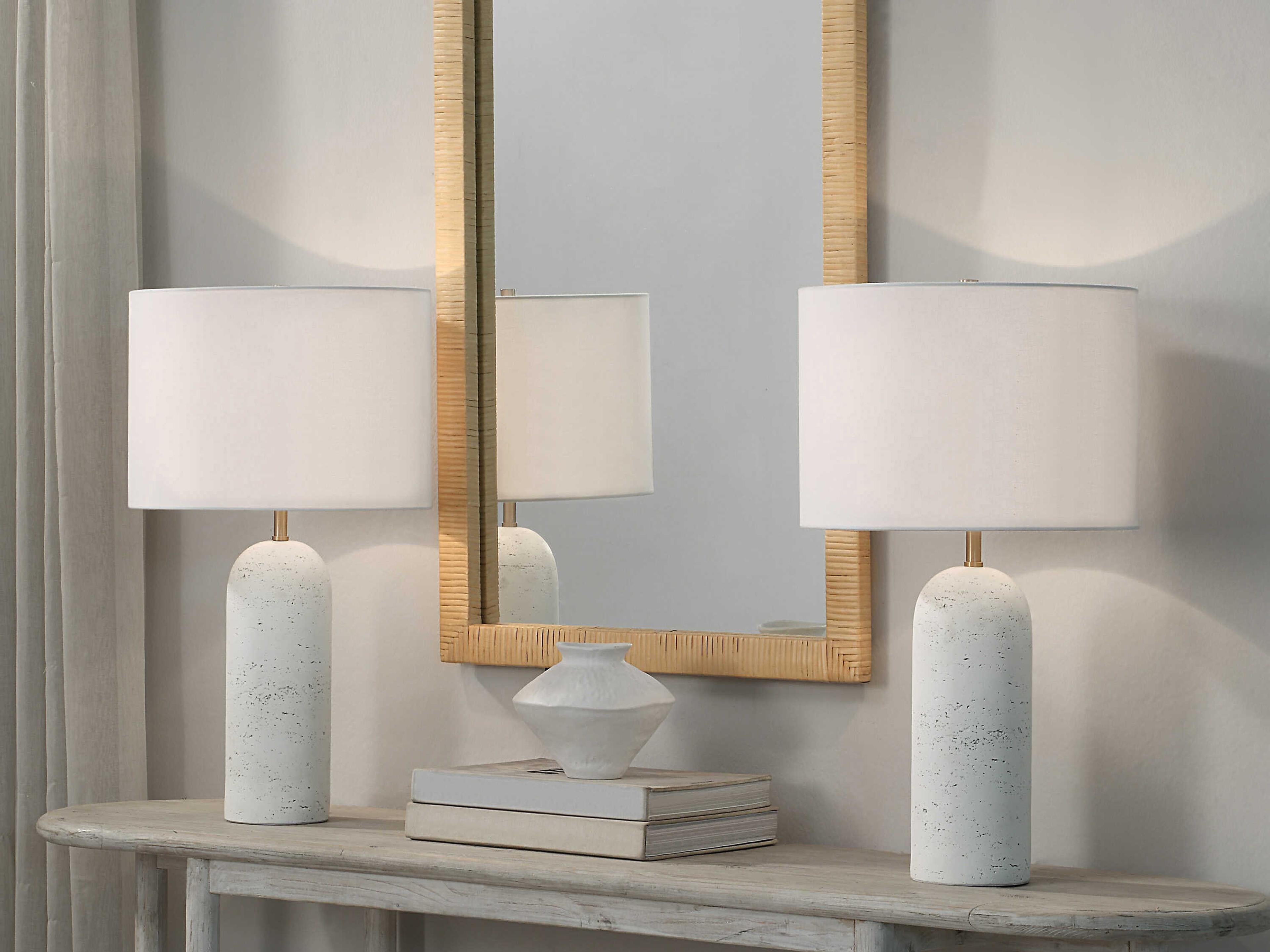 Renwil Dorato Off White Buffet Lamp Set of 2