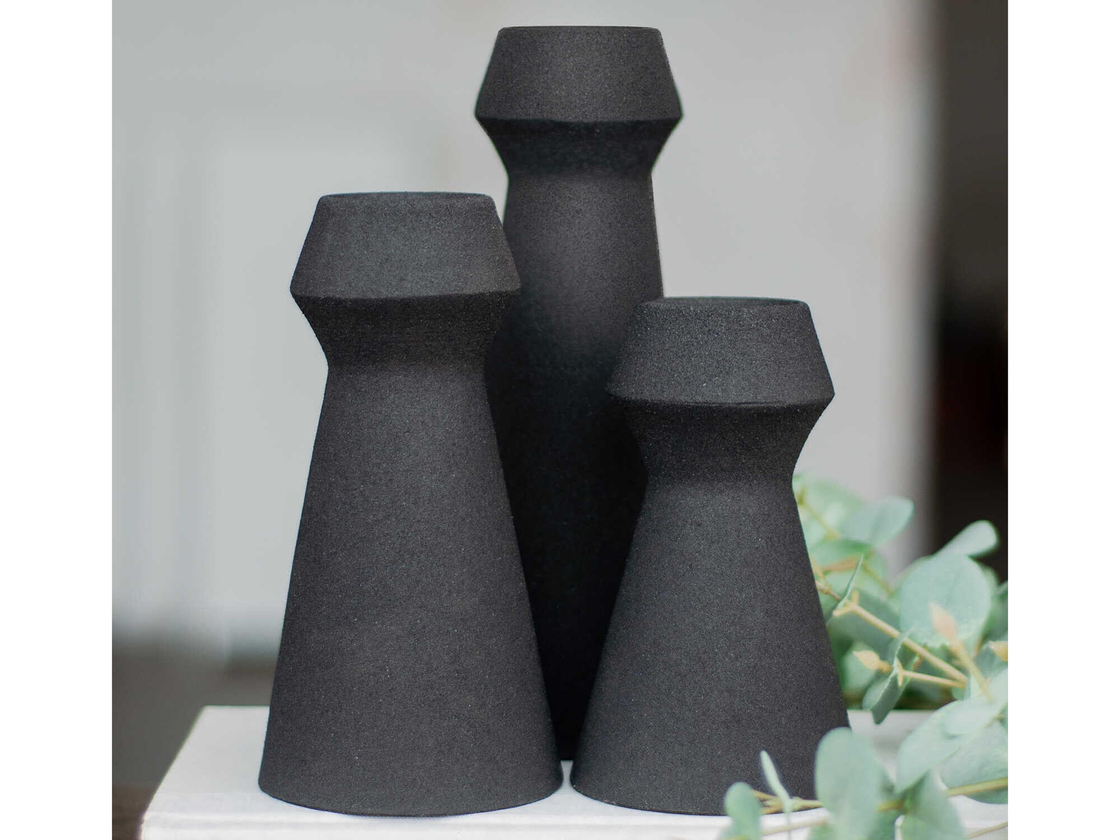 Renwil Granfeld Matte Black Vase