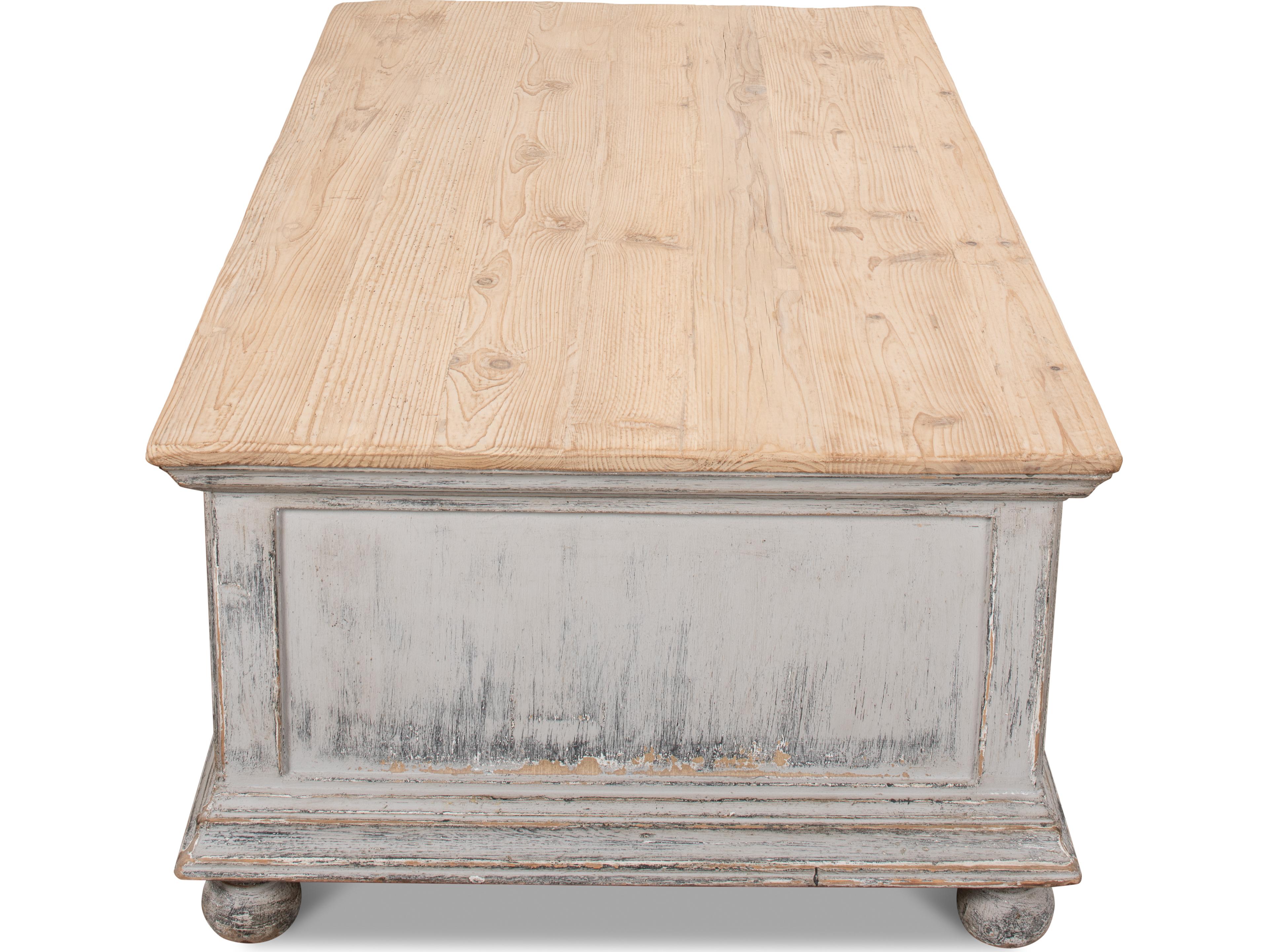 Sarreid Ltd Base And Crown Coffee Table