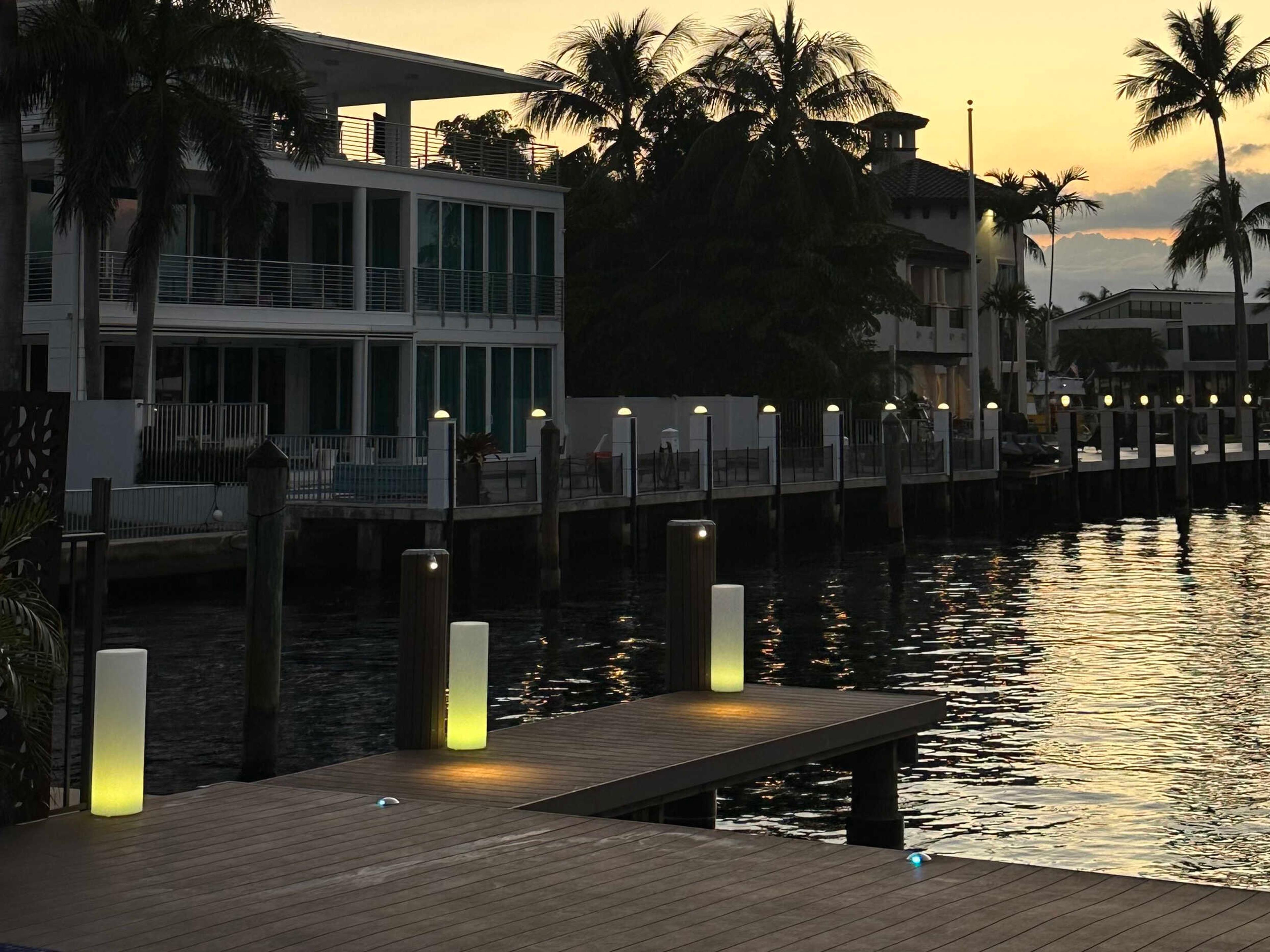 Smart & Green Tower-L 1 - Light Outdoor Floor Lamp