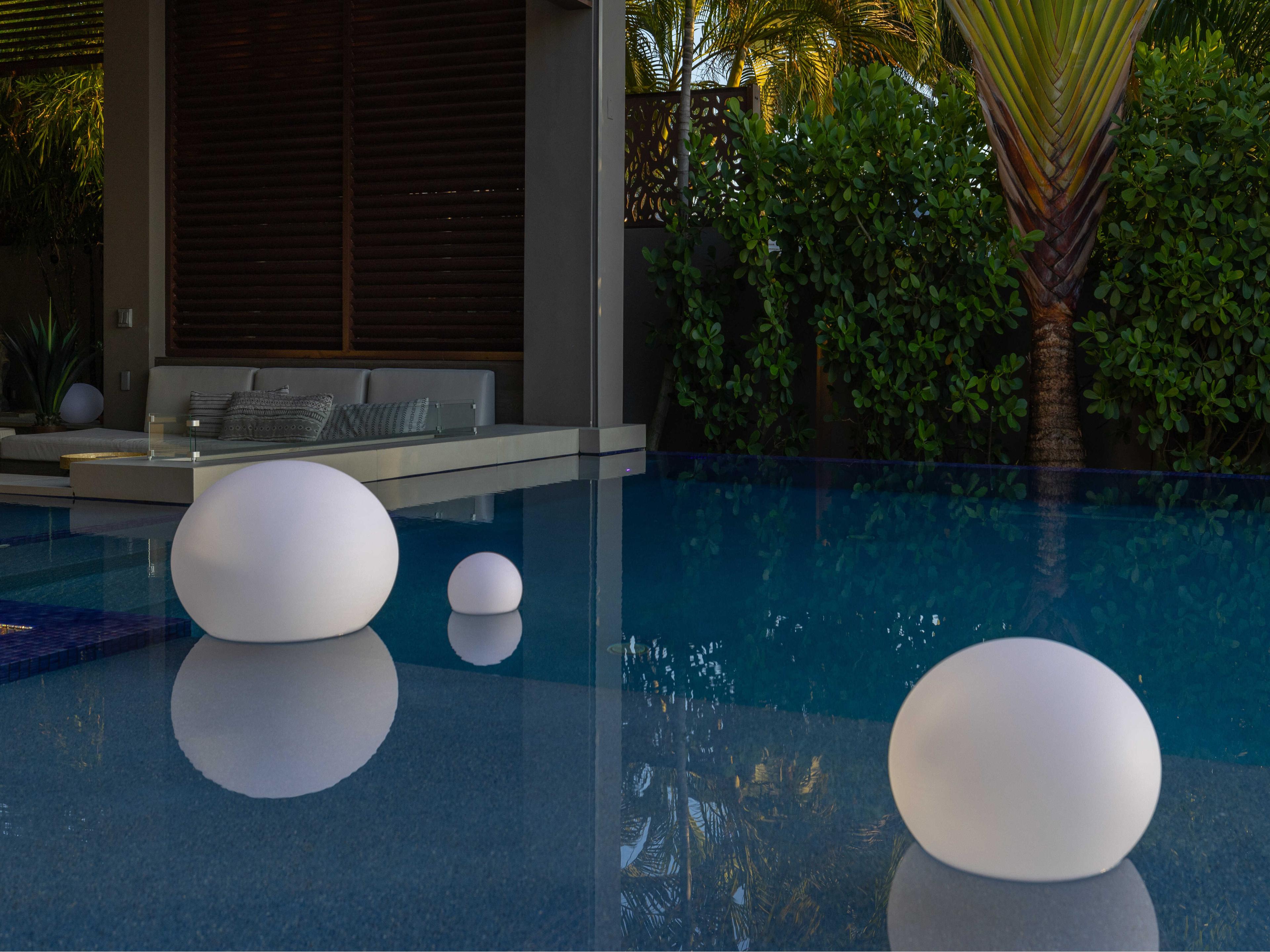 Smart & Green Original Ball Bluetooth Outdoor LED Light