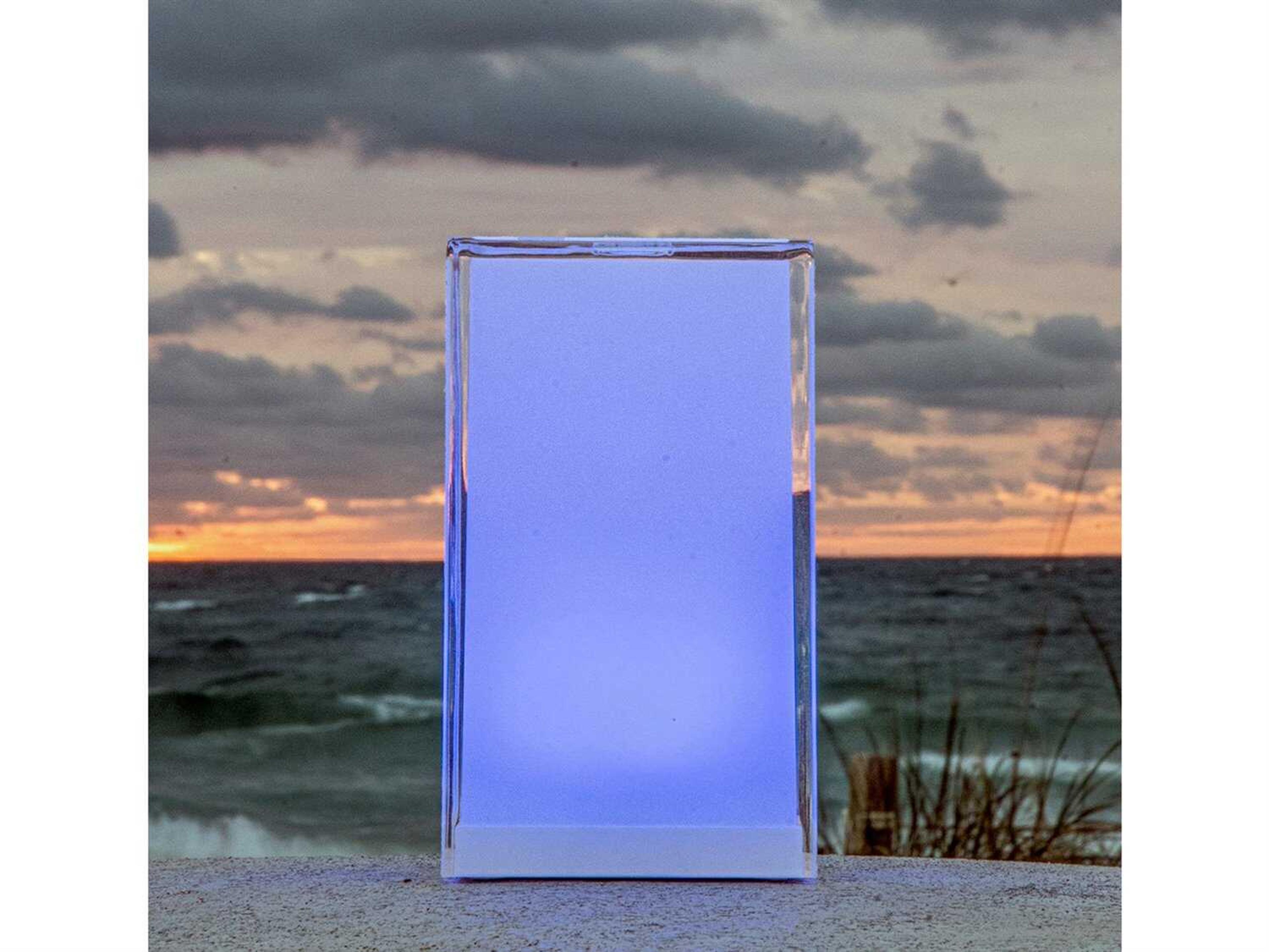 Smart & Green Hokare White LED Table Lamp