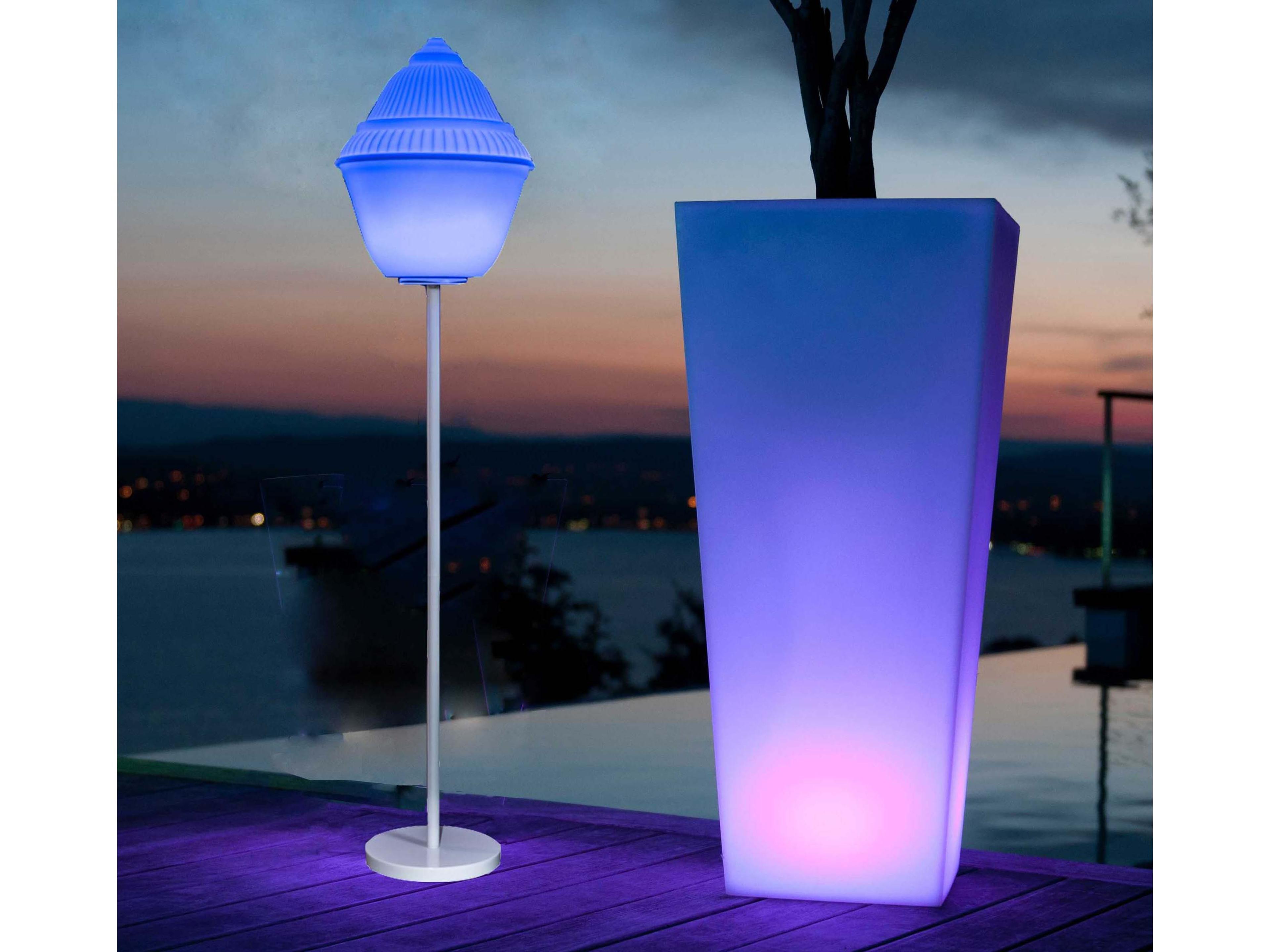 Smart & Green 1 - Light Outdoor Post Light