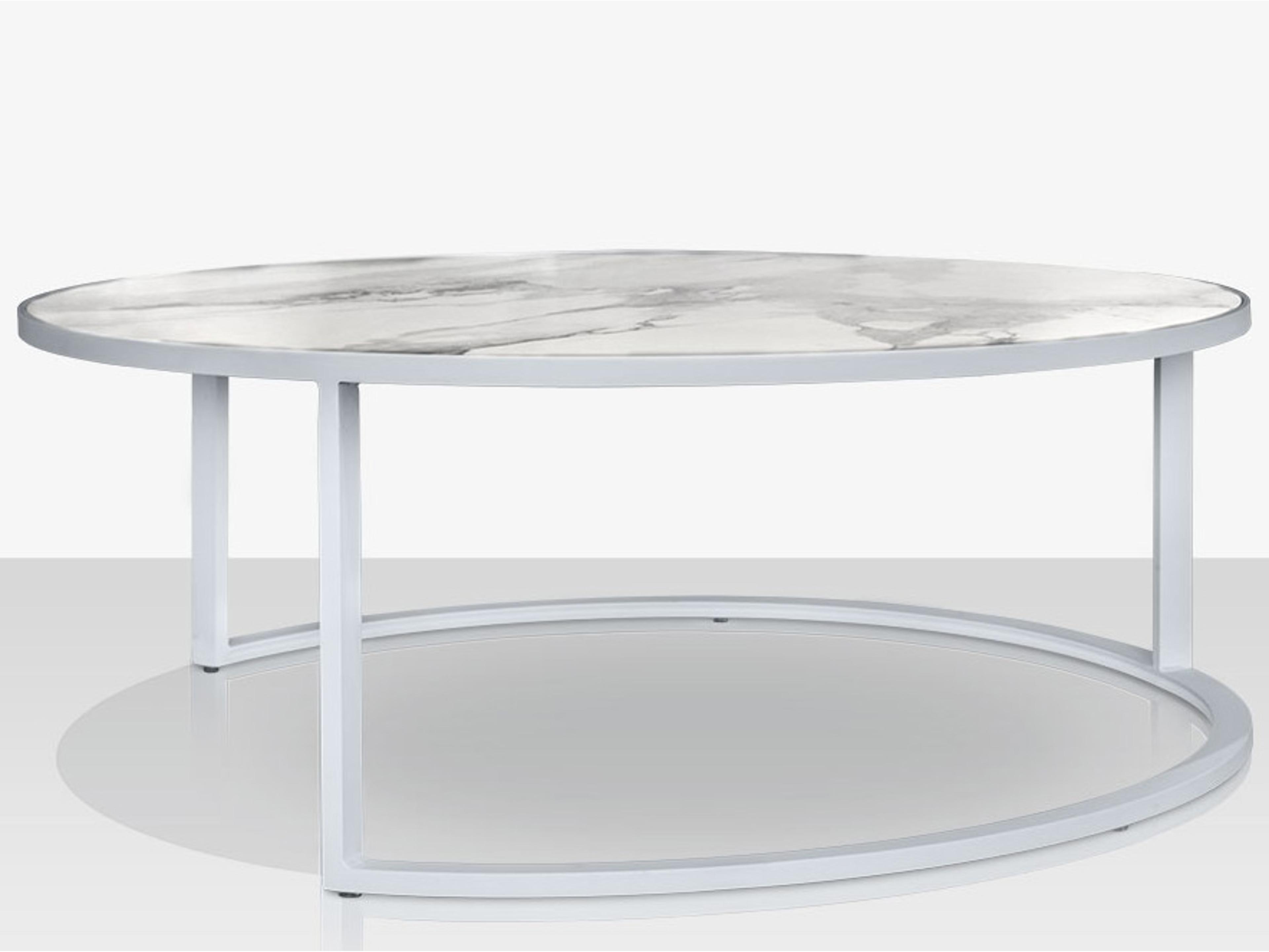 Decoscape Iconic Aluminum Round Nesting Table