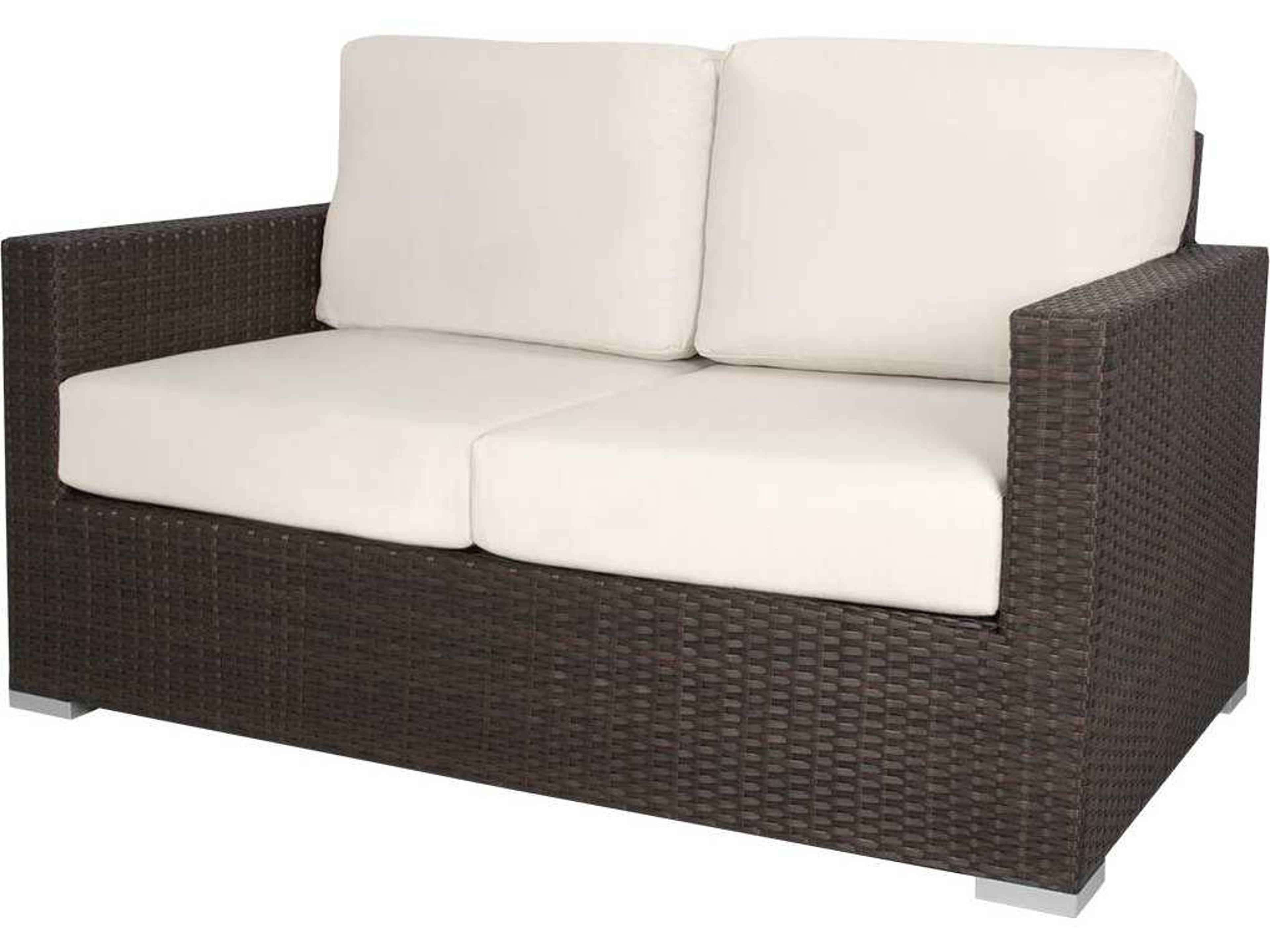 Decoscape Lucaya Wicker Loveseat