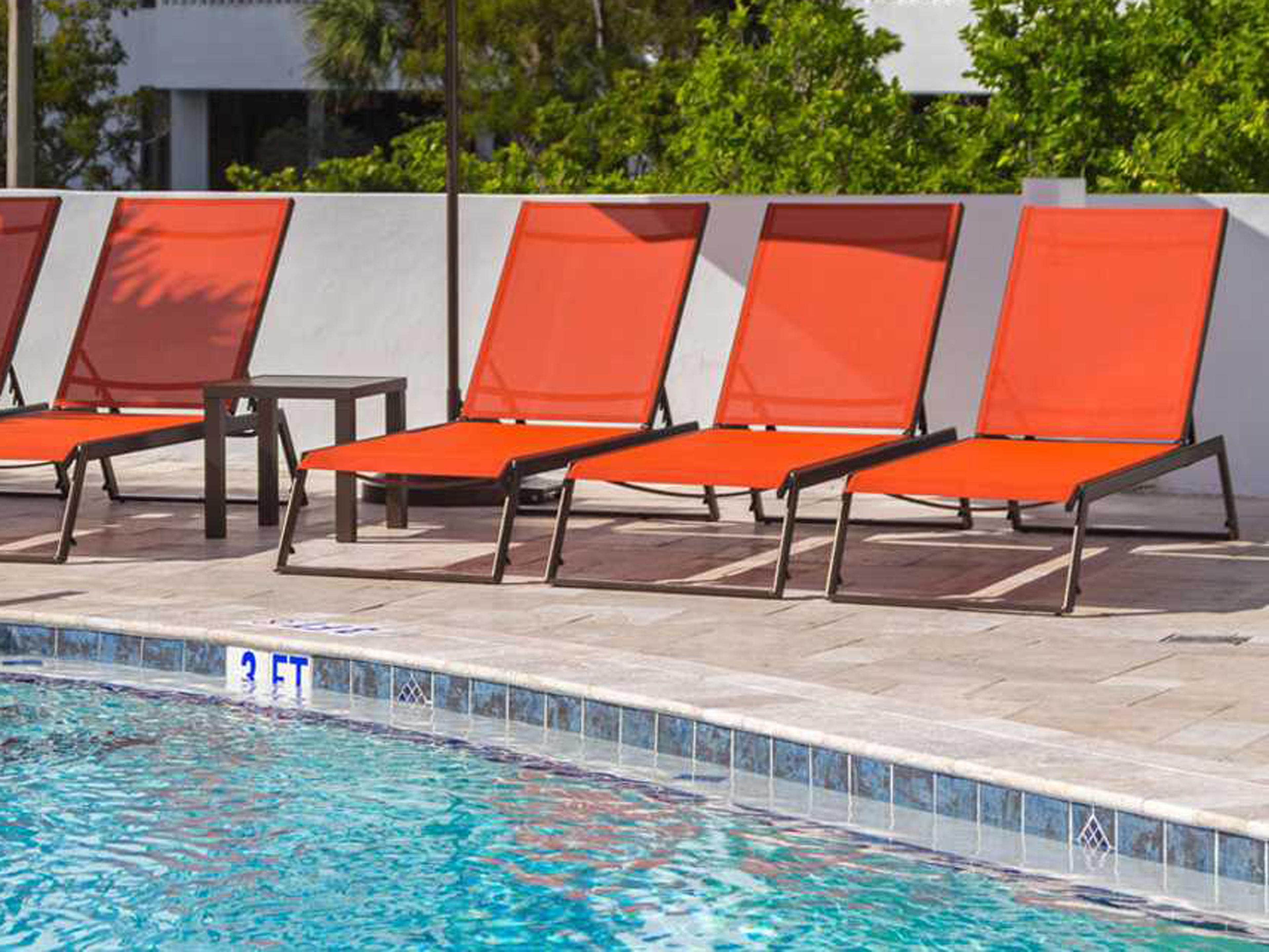 Decoscape Tides Aluminum Sling Lounge Set
