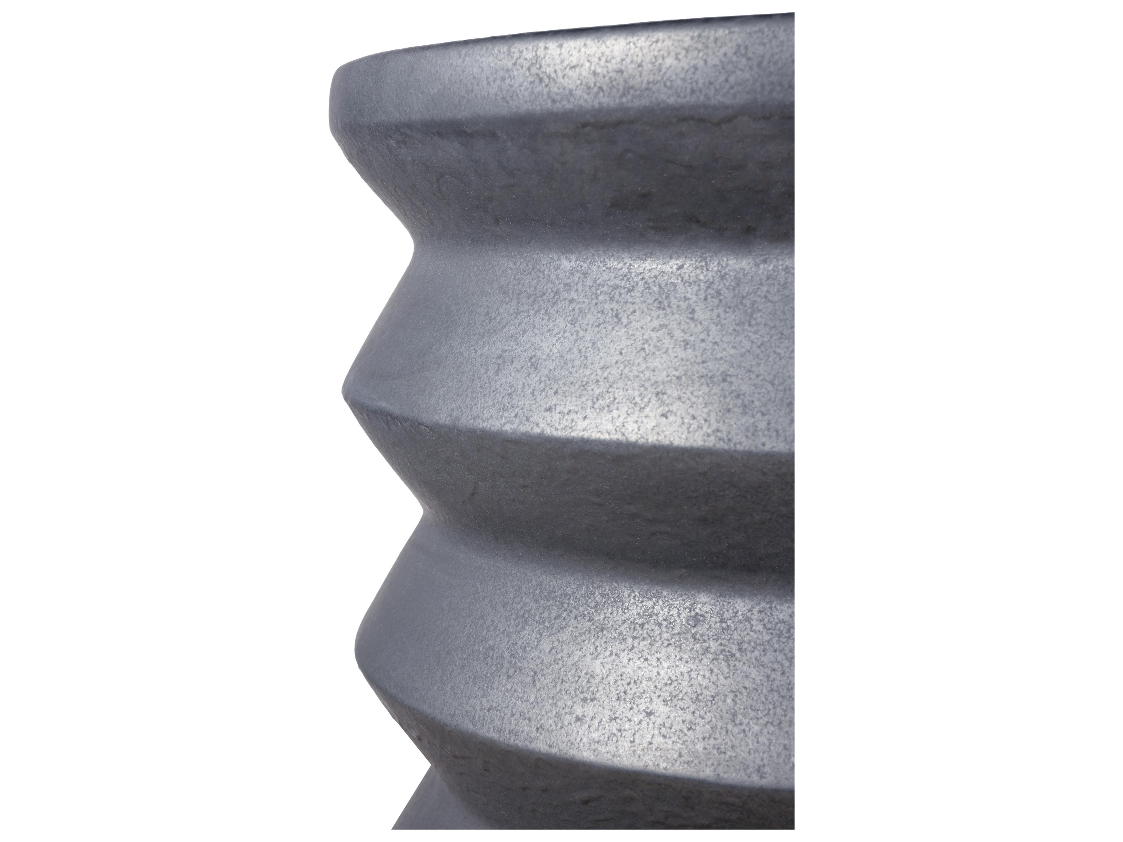 Seasonal Living Provenance Signature Ceramic Round Outdoor End Table