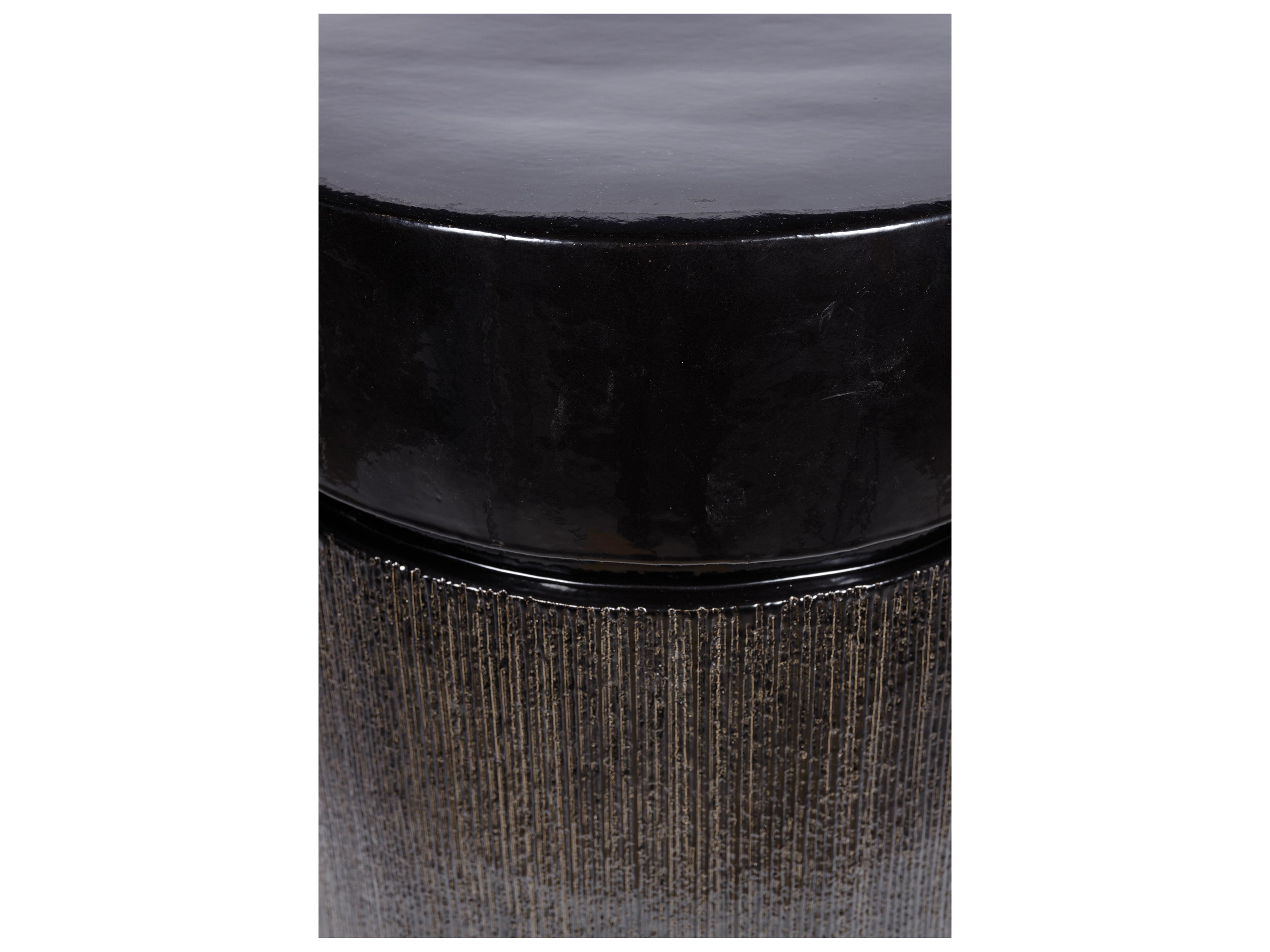 Seasonal Living Provenance Signature Ceramic Round Outdoor End Table