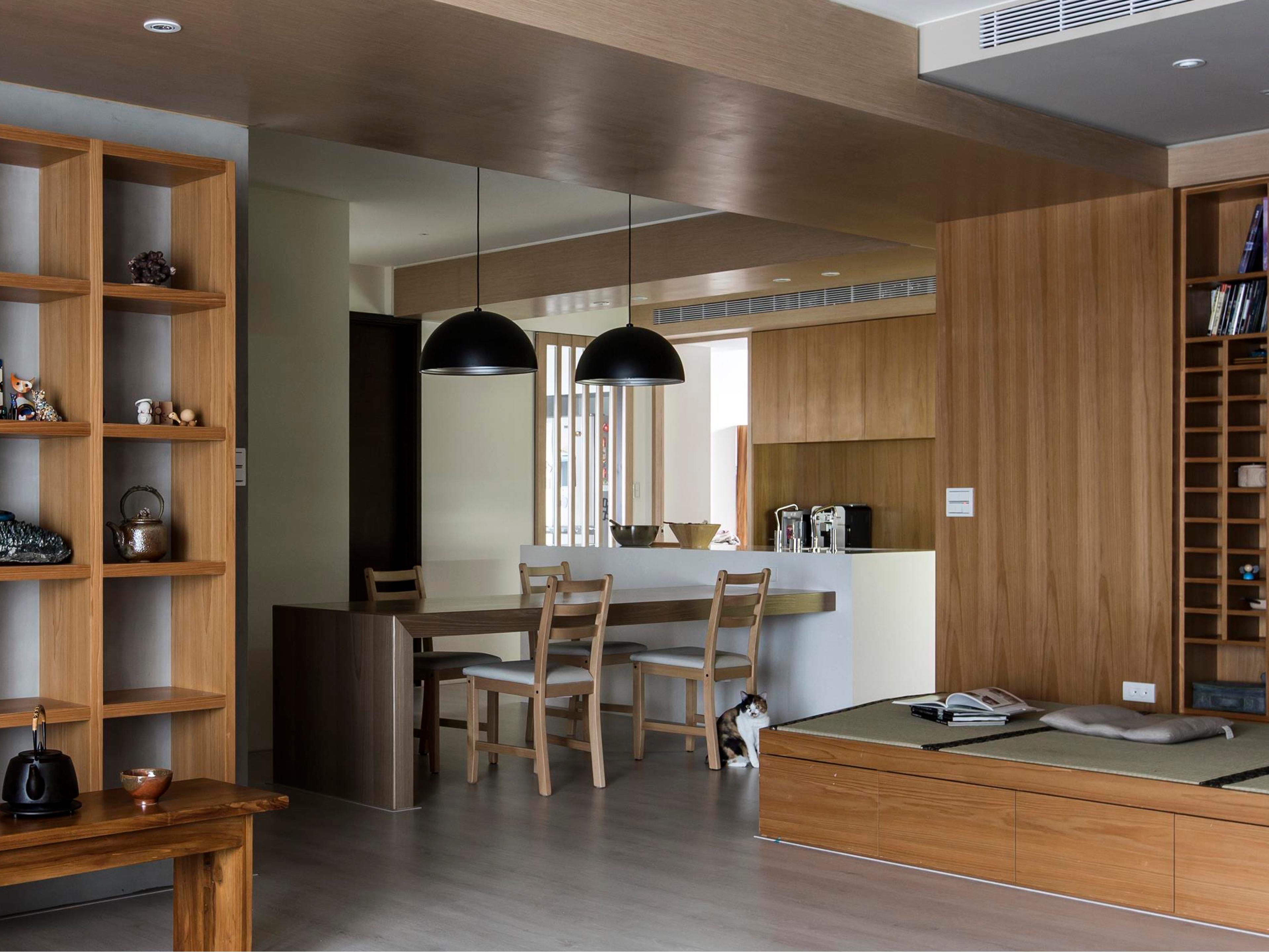 Seed Design Dome Black Pendant