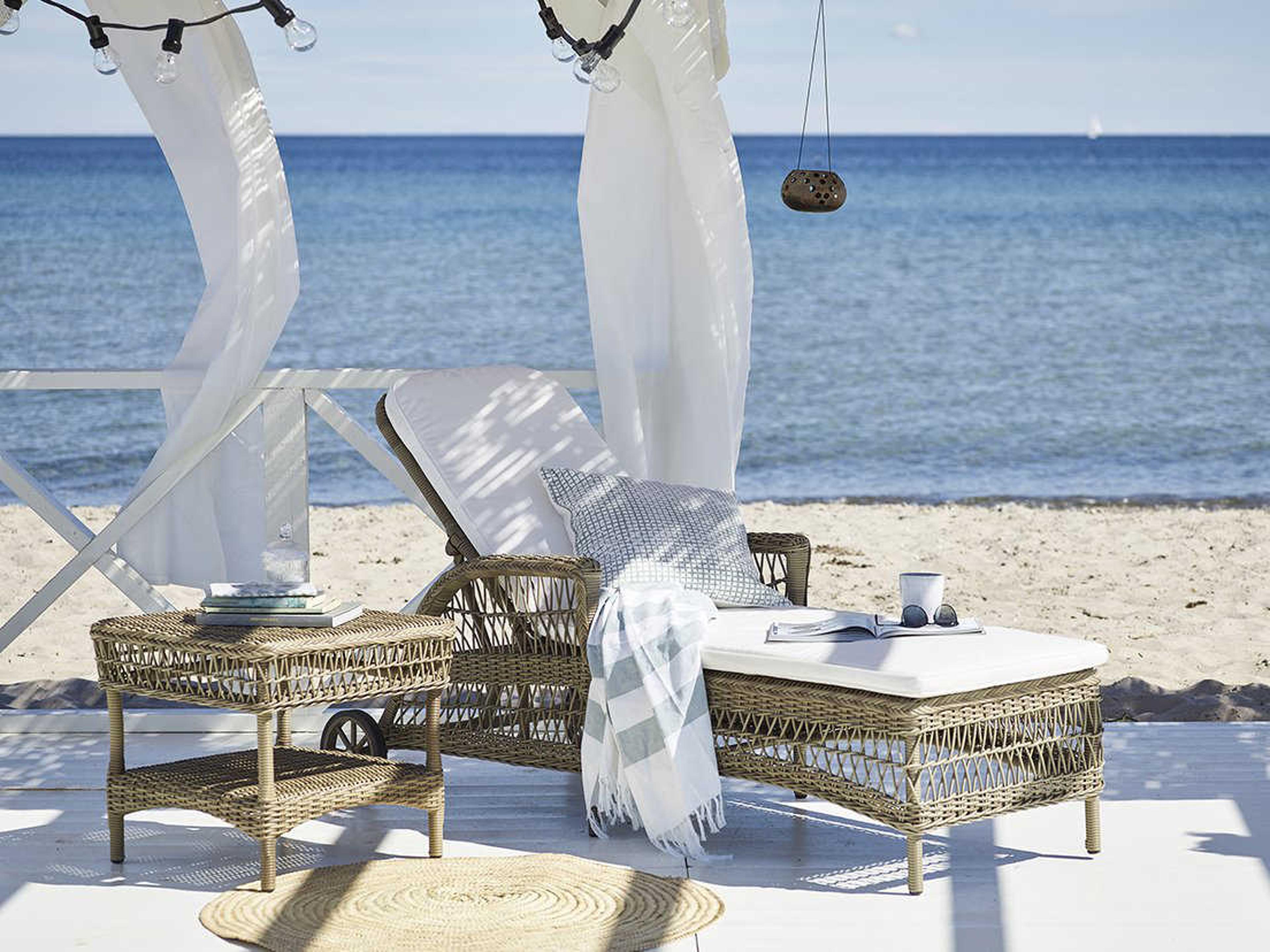 Sika Design Georgia Garden Wicker Antique Susy Square Outdoor End Table