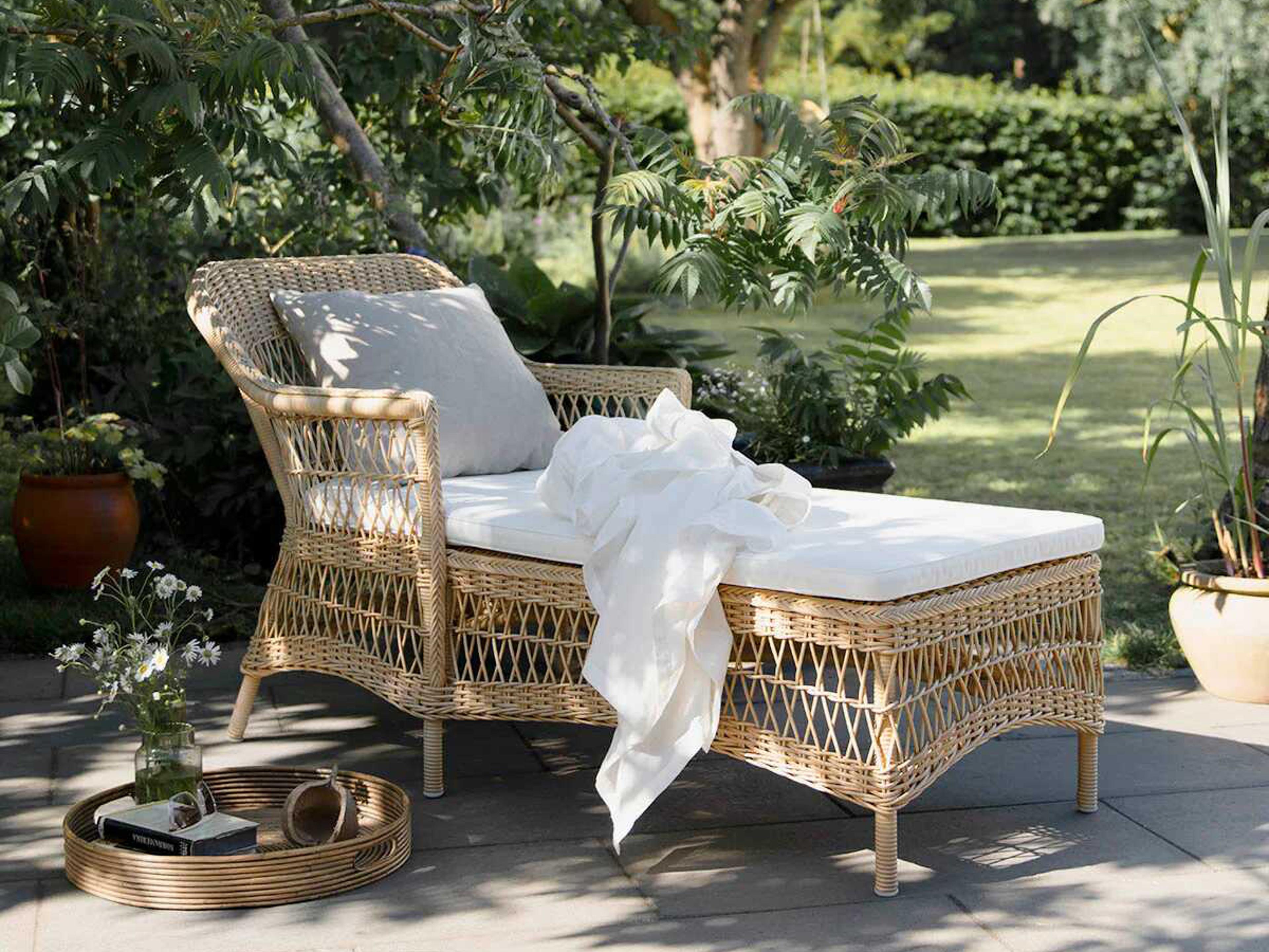 Sika Design Georgia Garden Aluminum Rattan Natural Olivia Outdoor Chaise Lounge