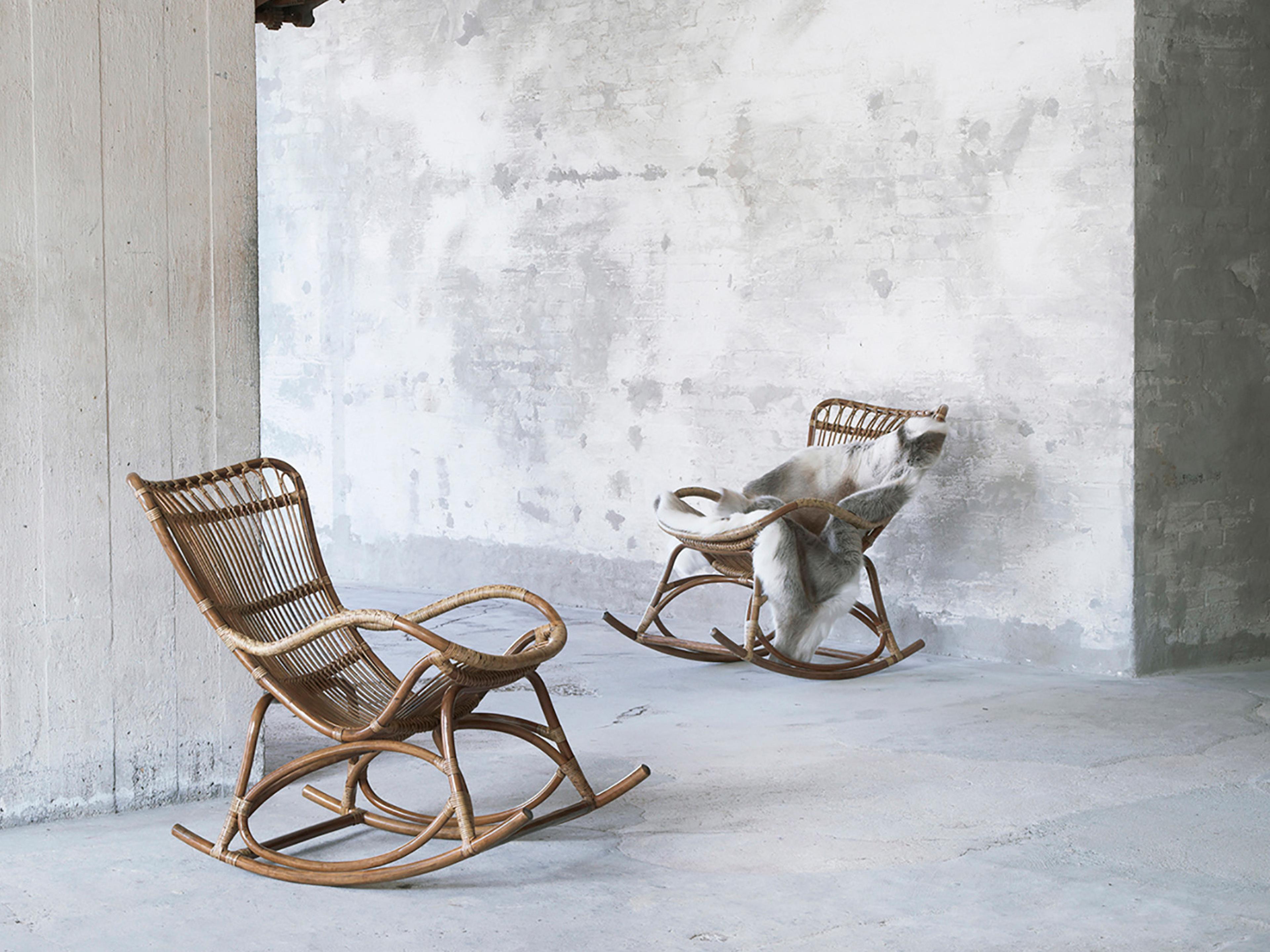 Sika Design Originals Antique Wicker Cushion Lounge Chair in Youtoo Dark Grey