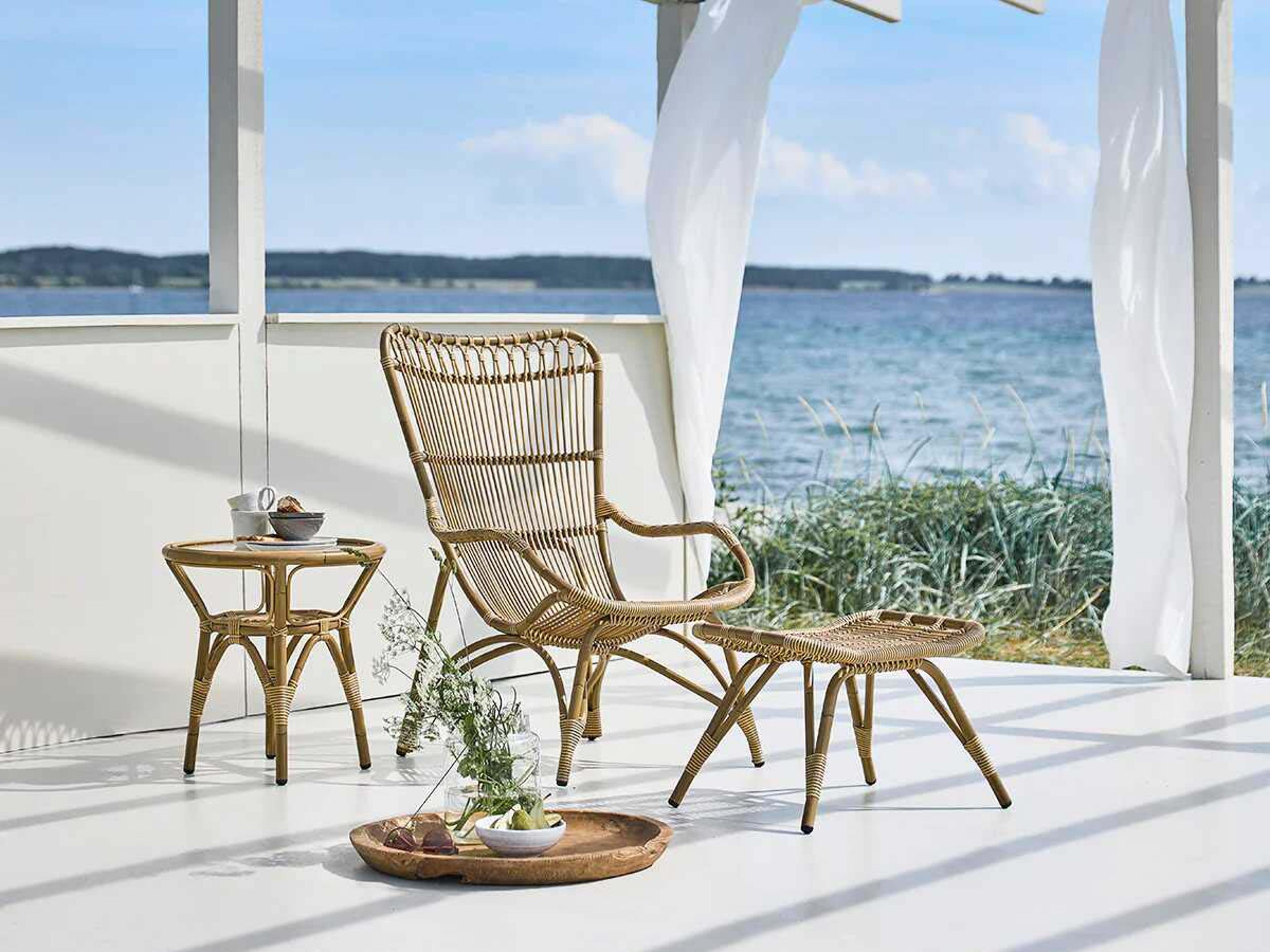 Sika Design Exterior Alumium Rattan Antique Tony Round Glass Top Patio End Table