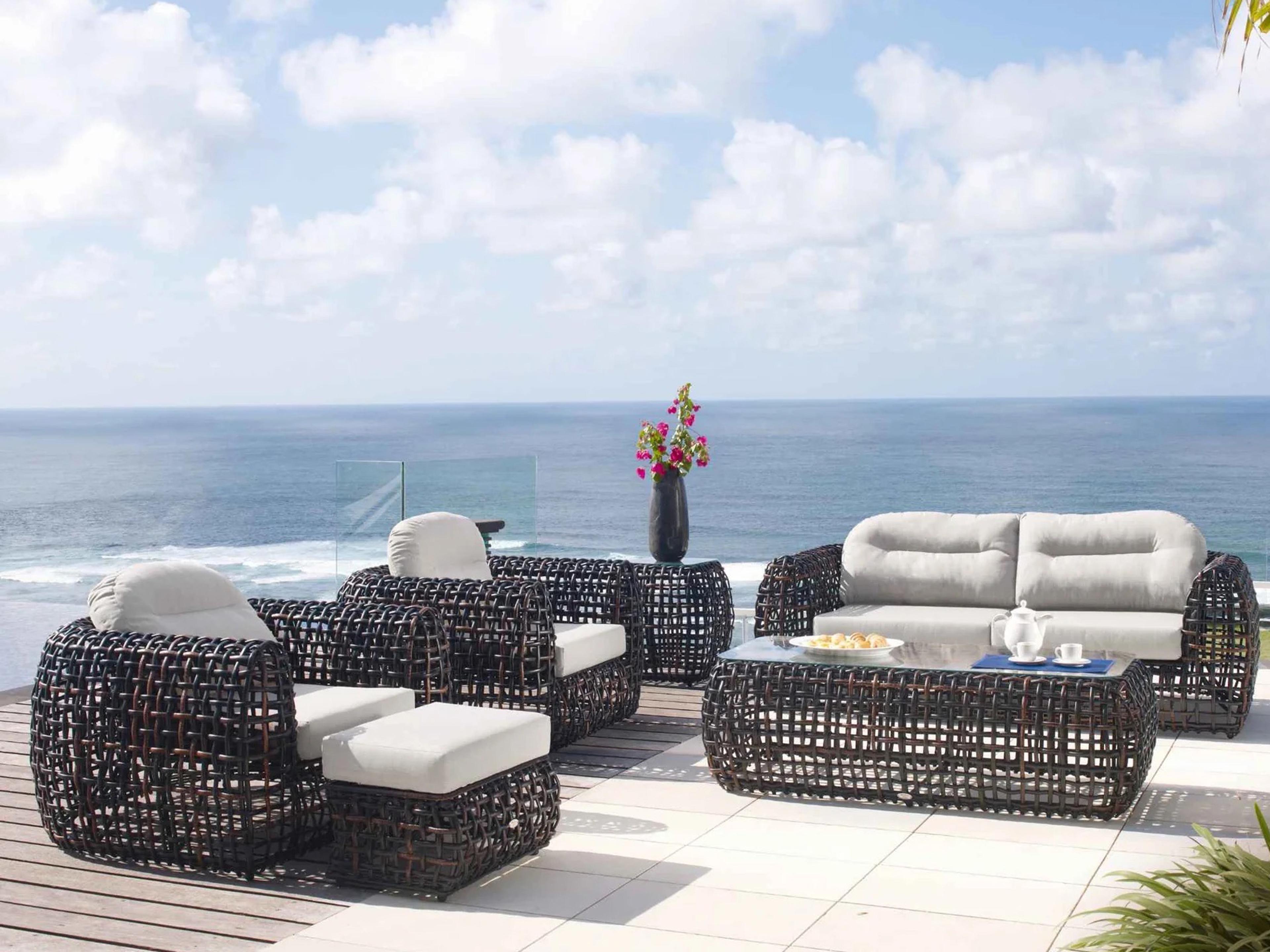 Dynasty Black Mushroom Aluminum Cushion Lounge Set