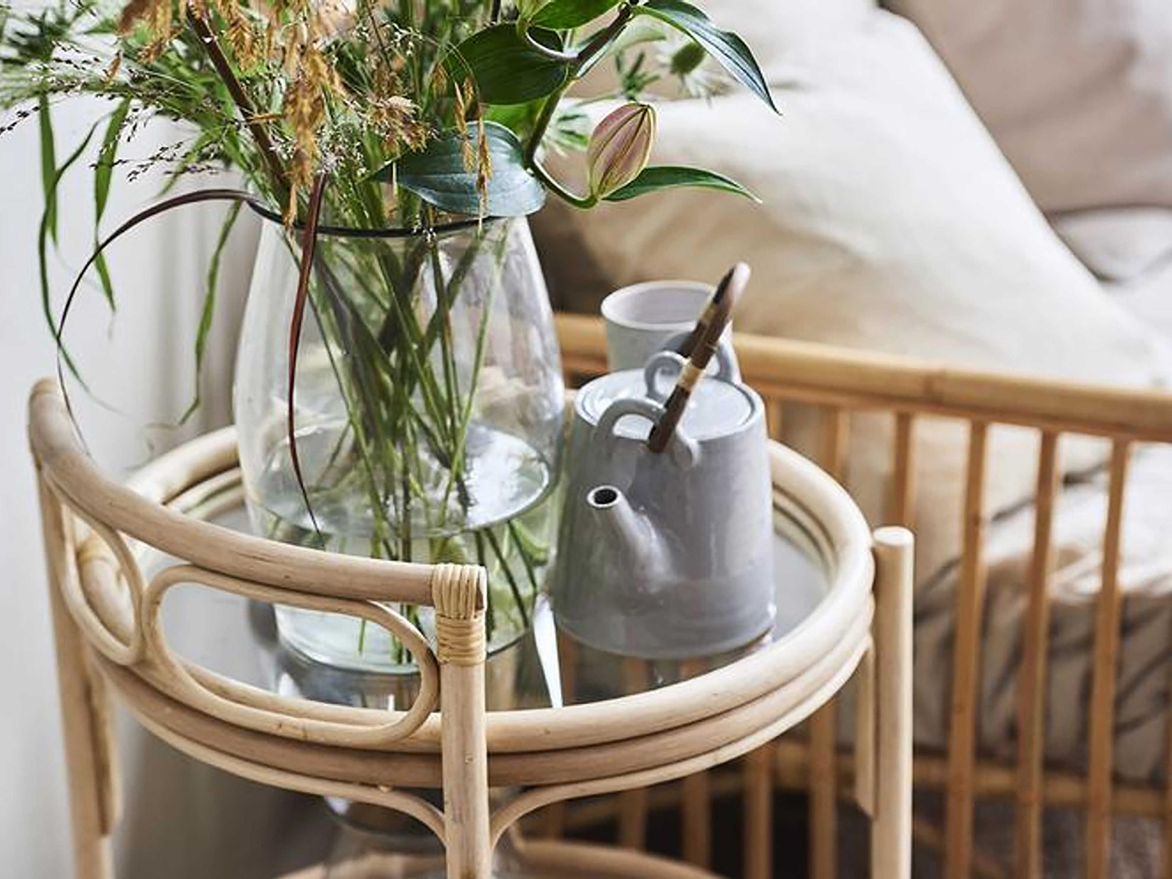 Sika Indoor Originals Glass White Trolley Bar Cart