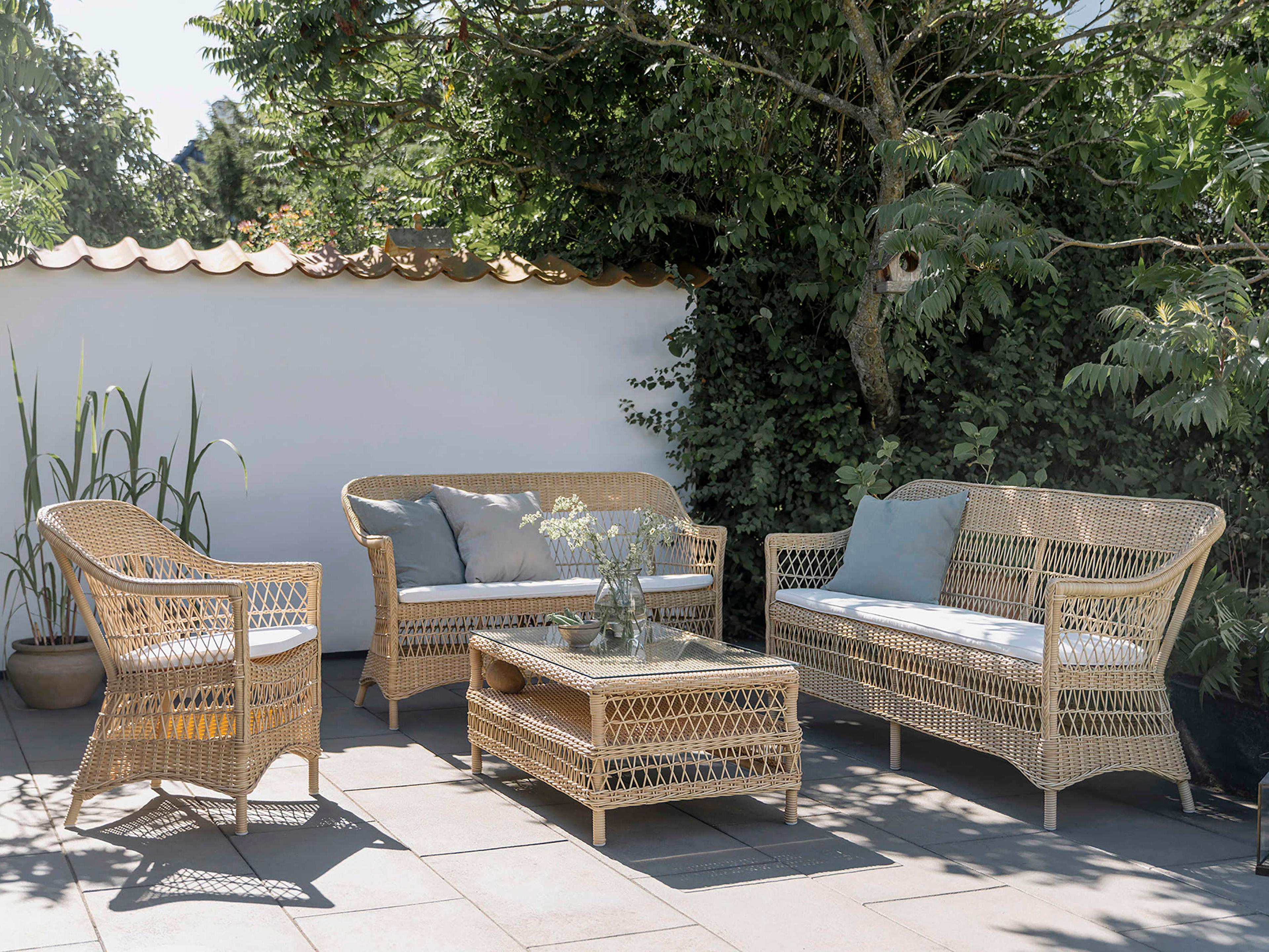 Sika Indoor Georgia Garden Charlot Tan Loveseat