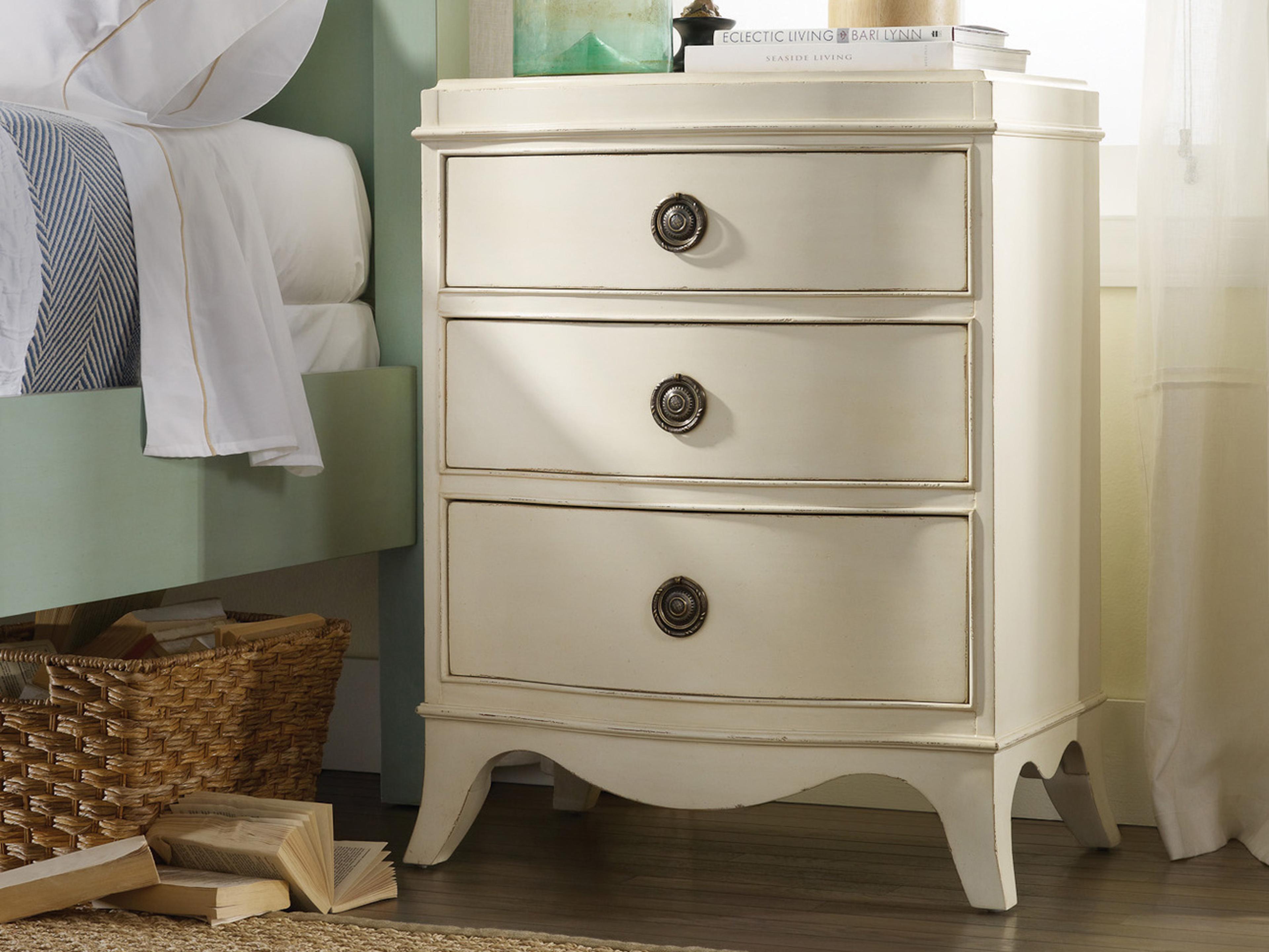 Melbourne 3-Drawers Beige Mahogany Wood Nightstand