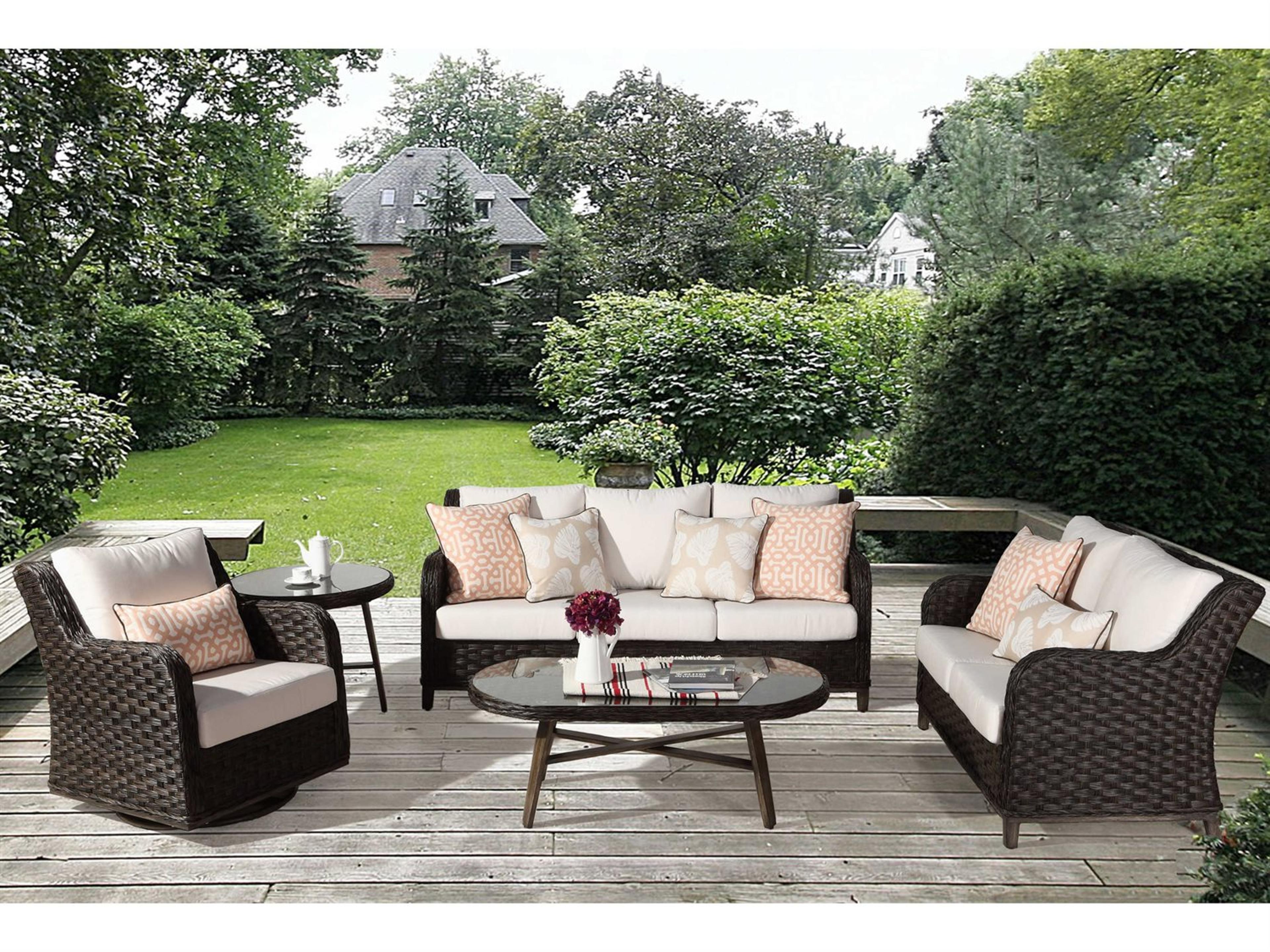 Grand Isle Wicker Outdoor Patio Lounge Set