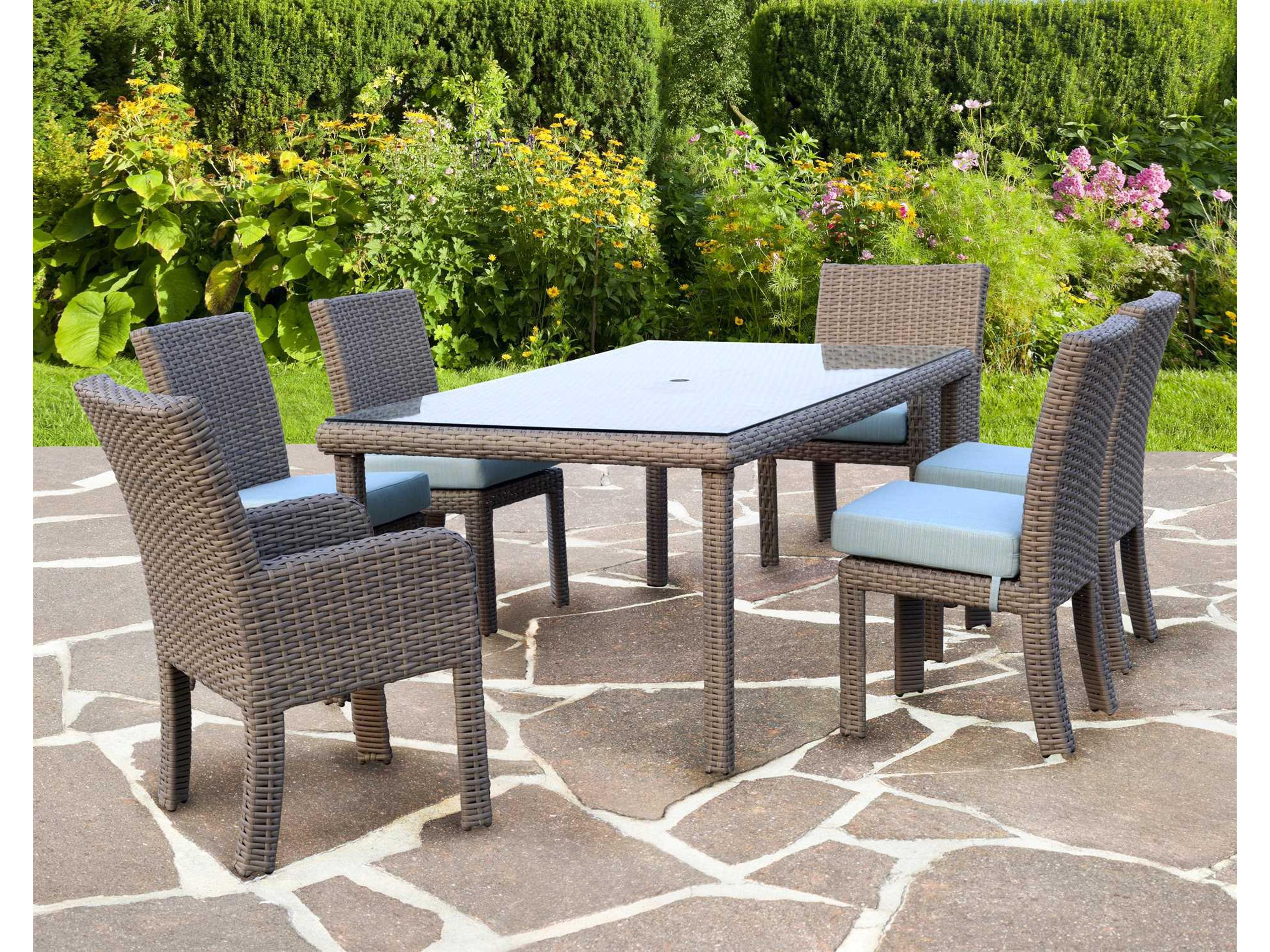 Saint Tropez Wicker Outdoor Dining Set