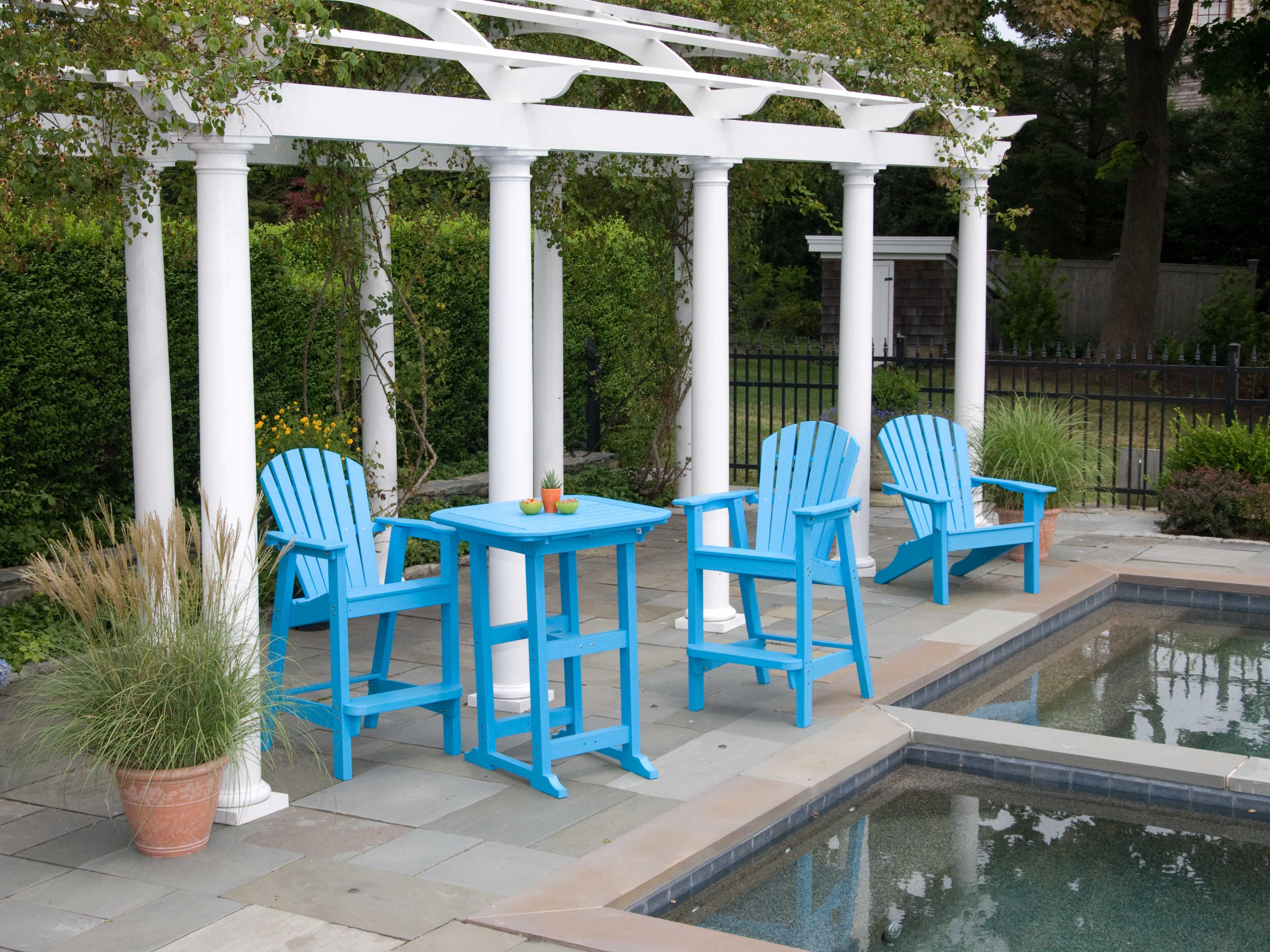 Seaside Casual Portsmouth Recycled Plastic Square Patio Bar Table with Umbrella Hole