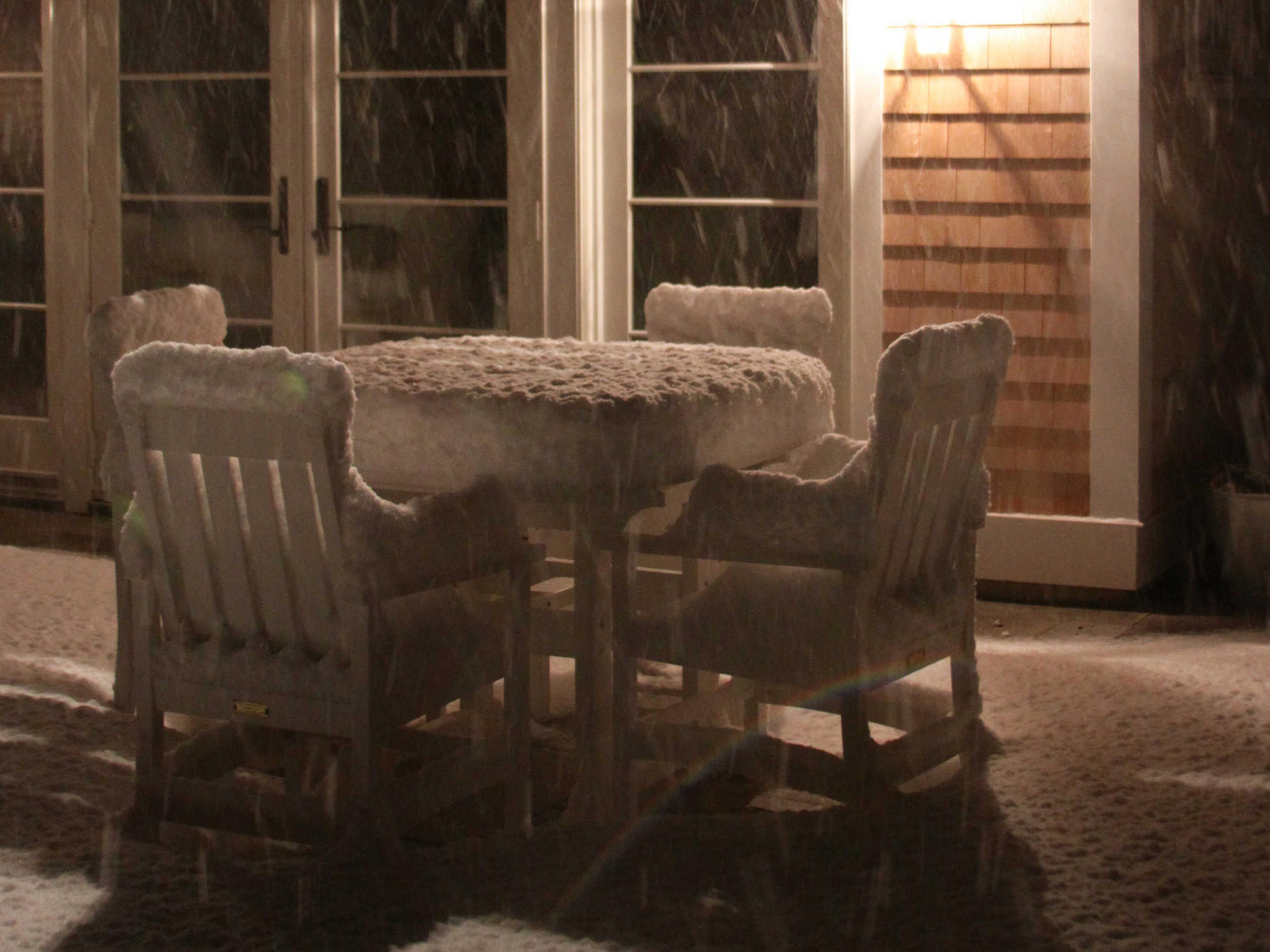 Seaside Casual Complementary Pieces Recycled Plastic Hampton Outdoor Dining Arm Chair