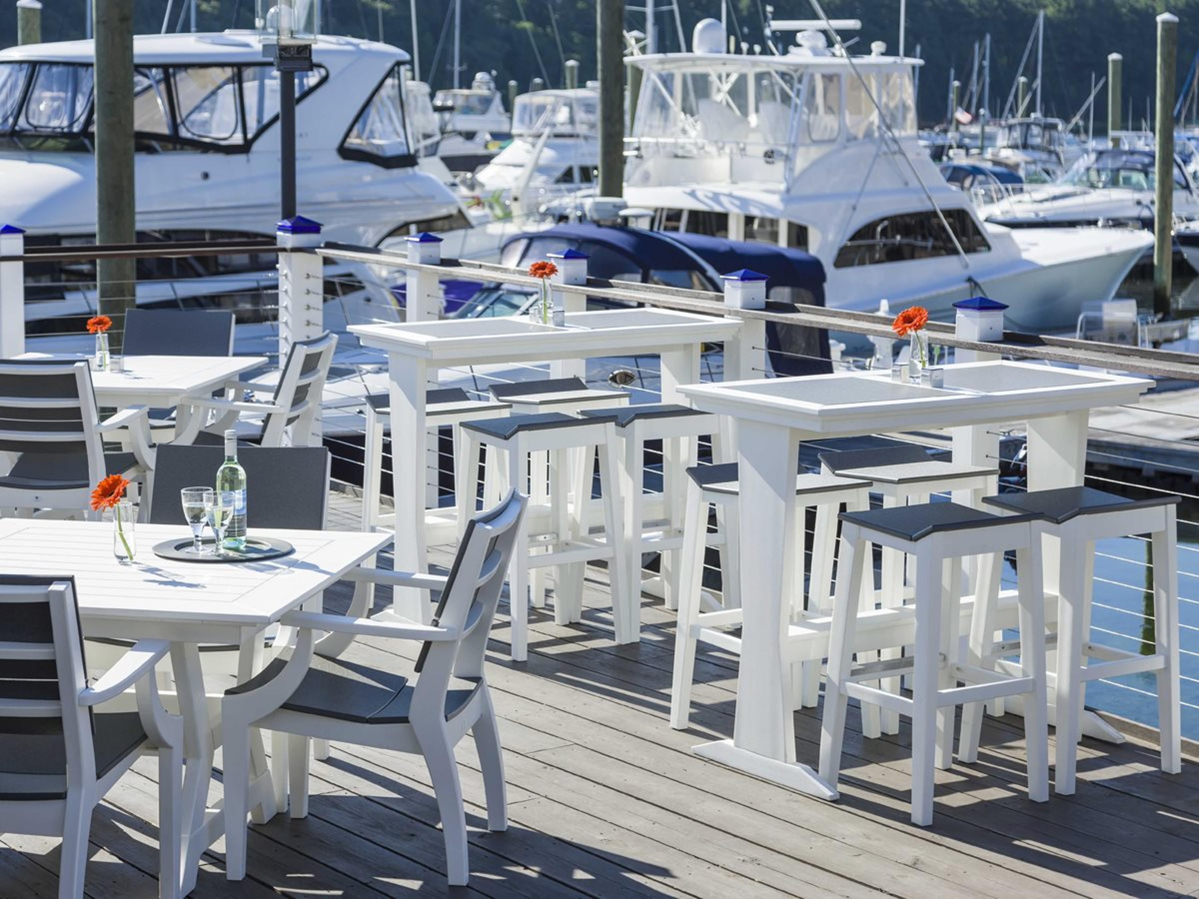 Sym Recycled Plastic Bar Set