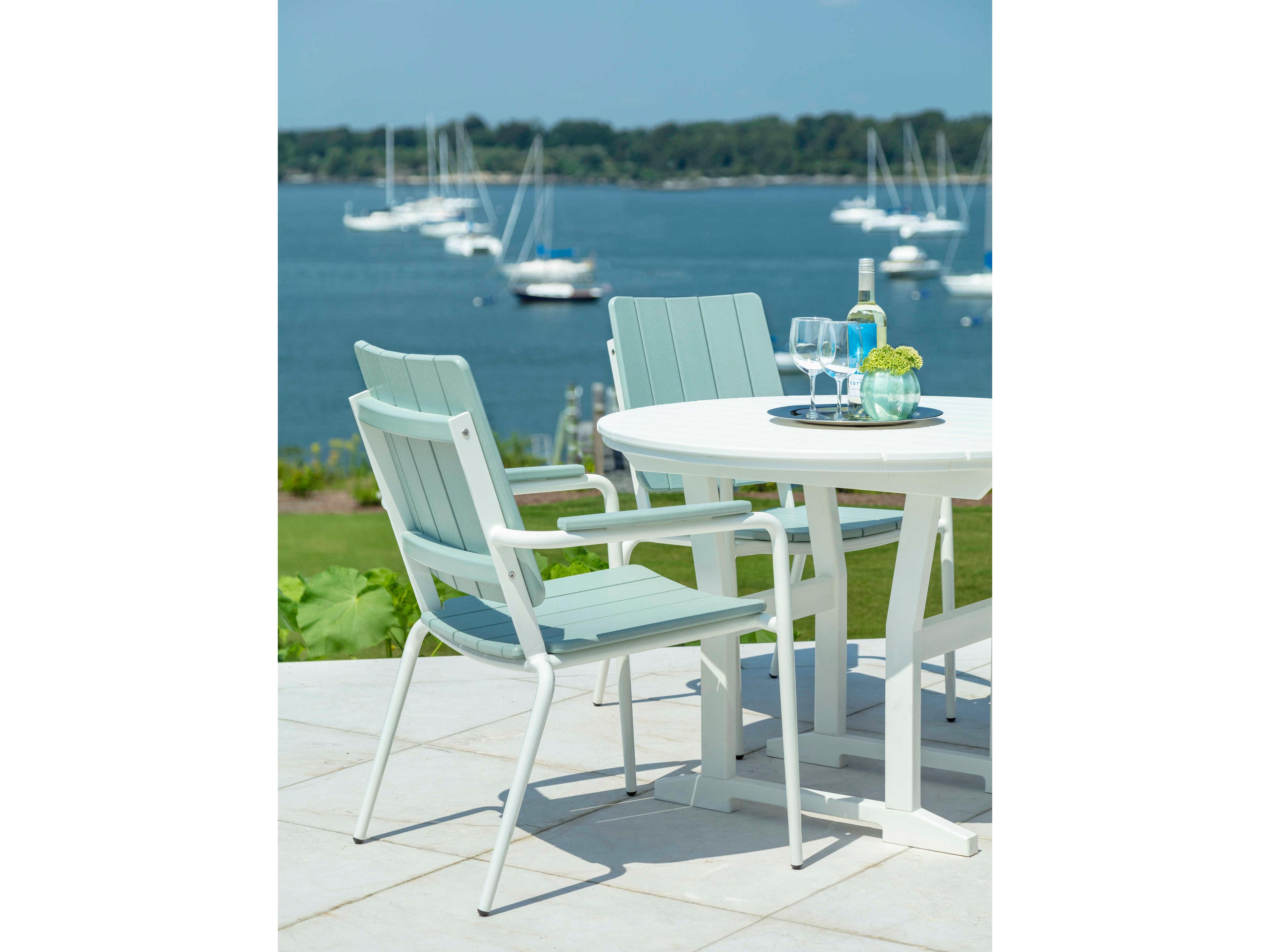 Seaside Casual Hip Aluminum Stackable Outdoor Patio Dining Arm Chair