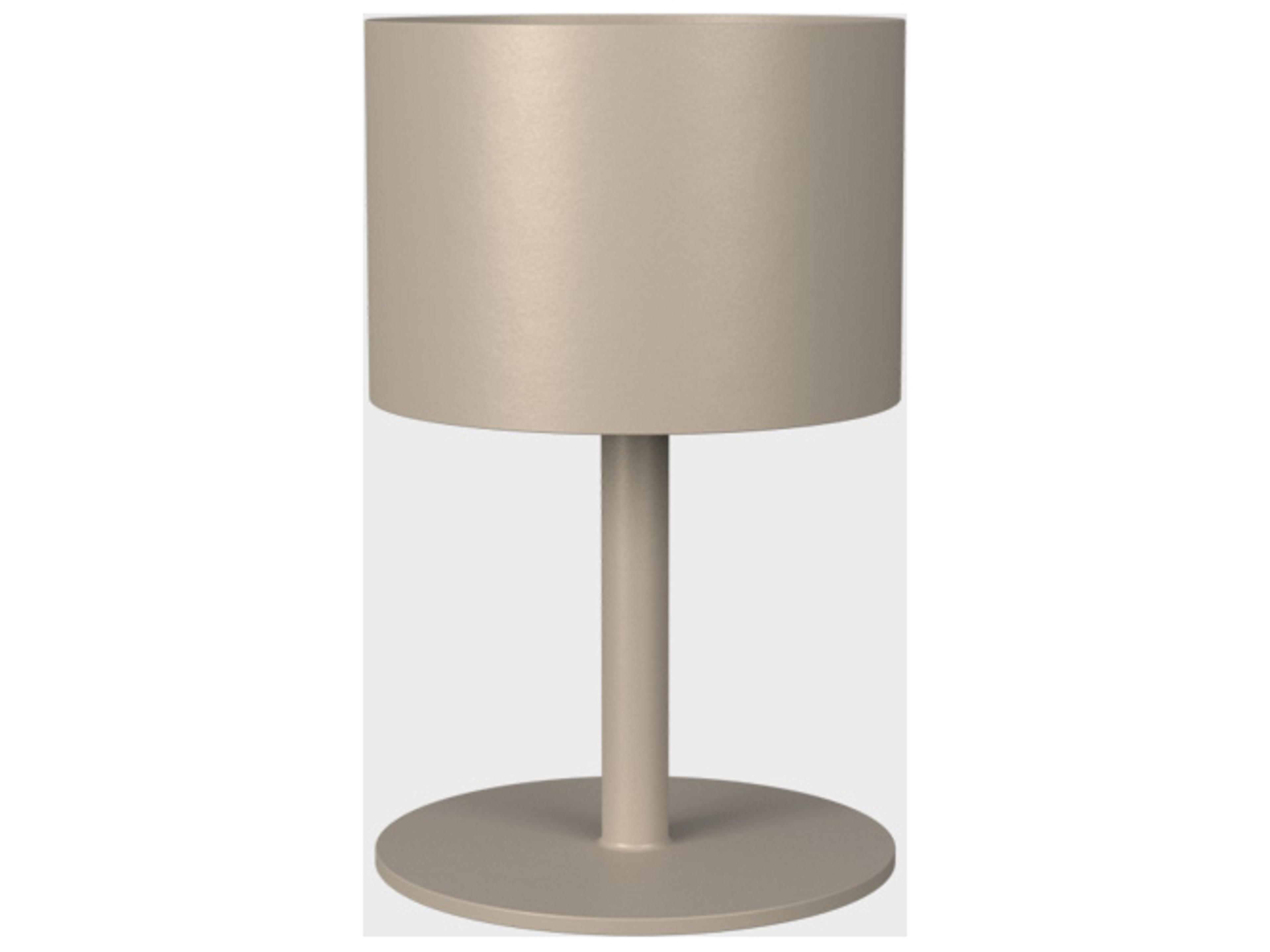 Seaside Casual La Lampe Aluminum Pose 01 Solar Table Lamp