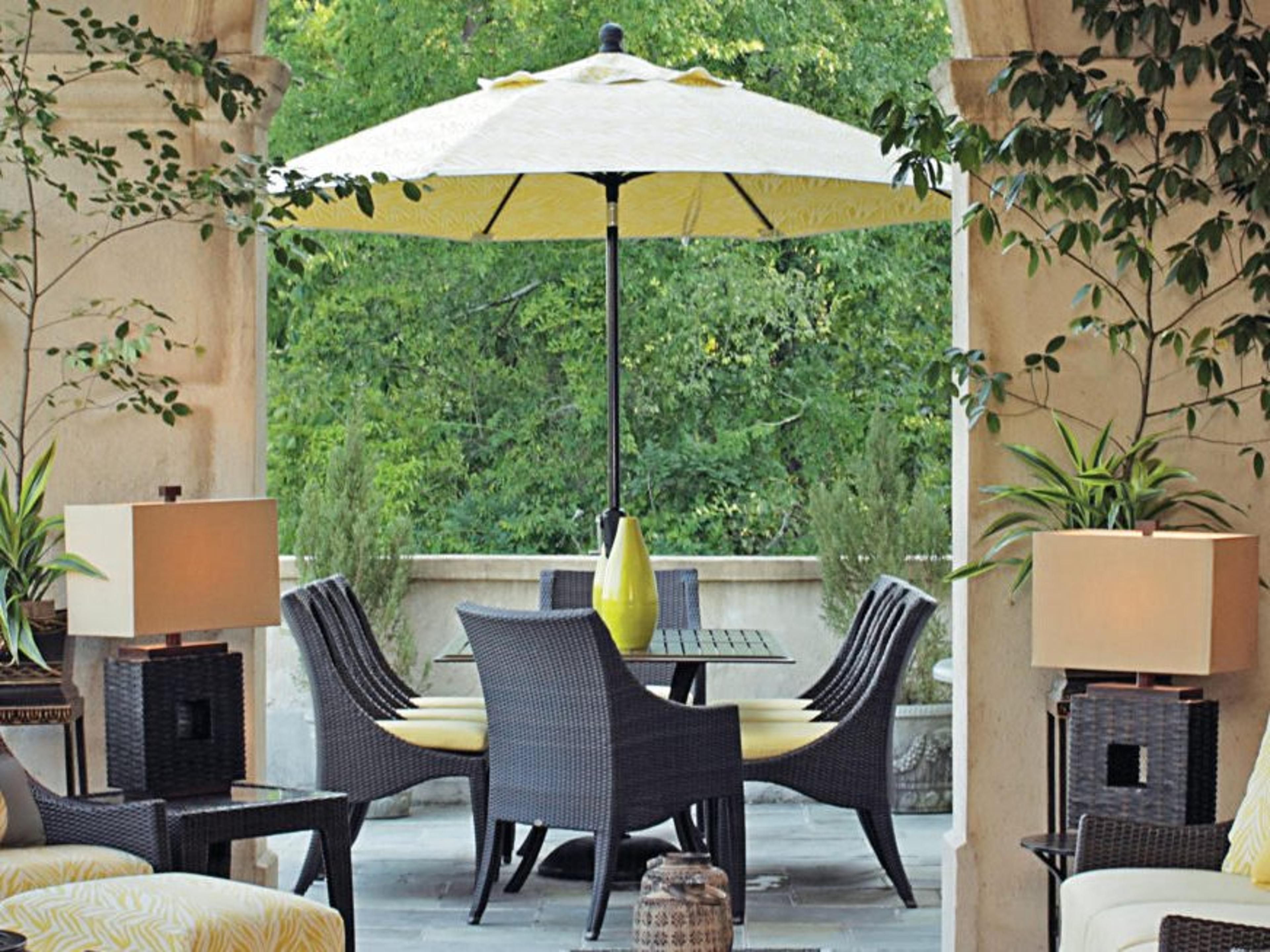 Summer Classics Market Aluminum 9 Foot Crank Auto Tilt Outdoor Umbrella