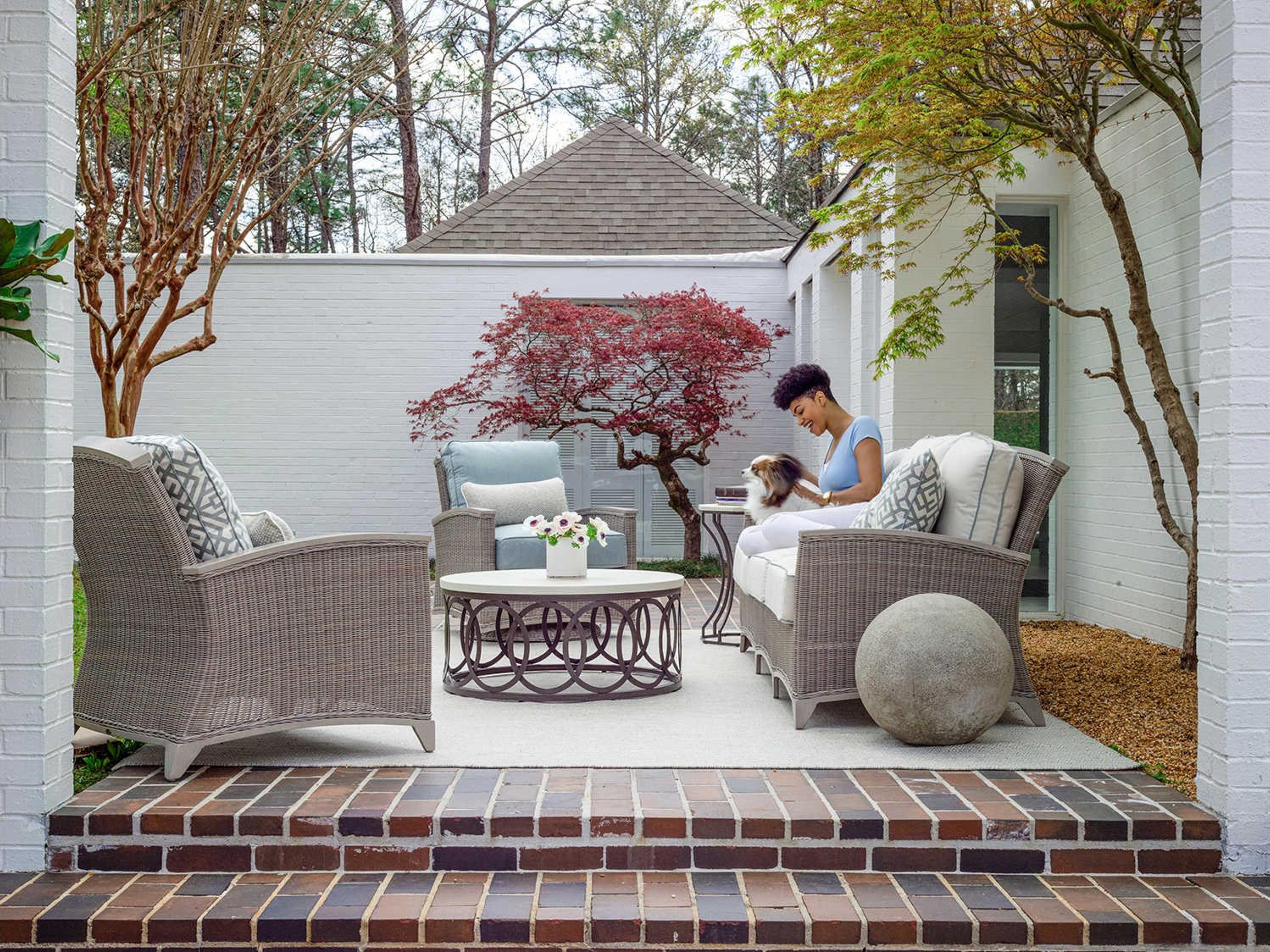 Astoria Wicker Outdoor Patio Lounge Set