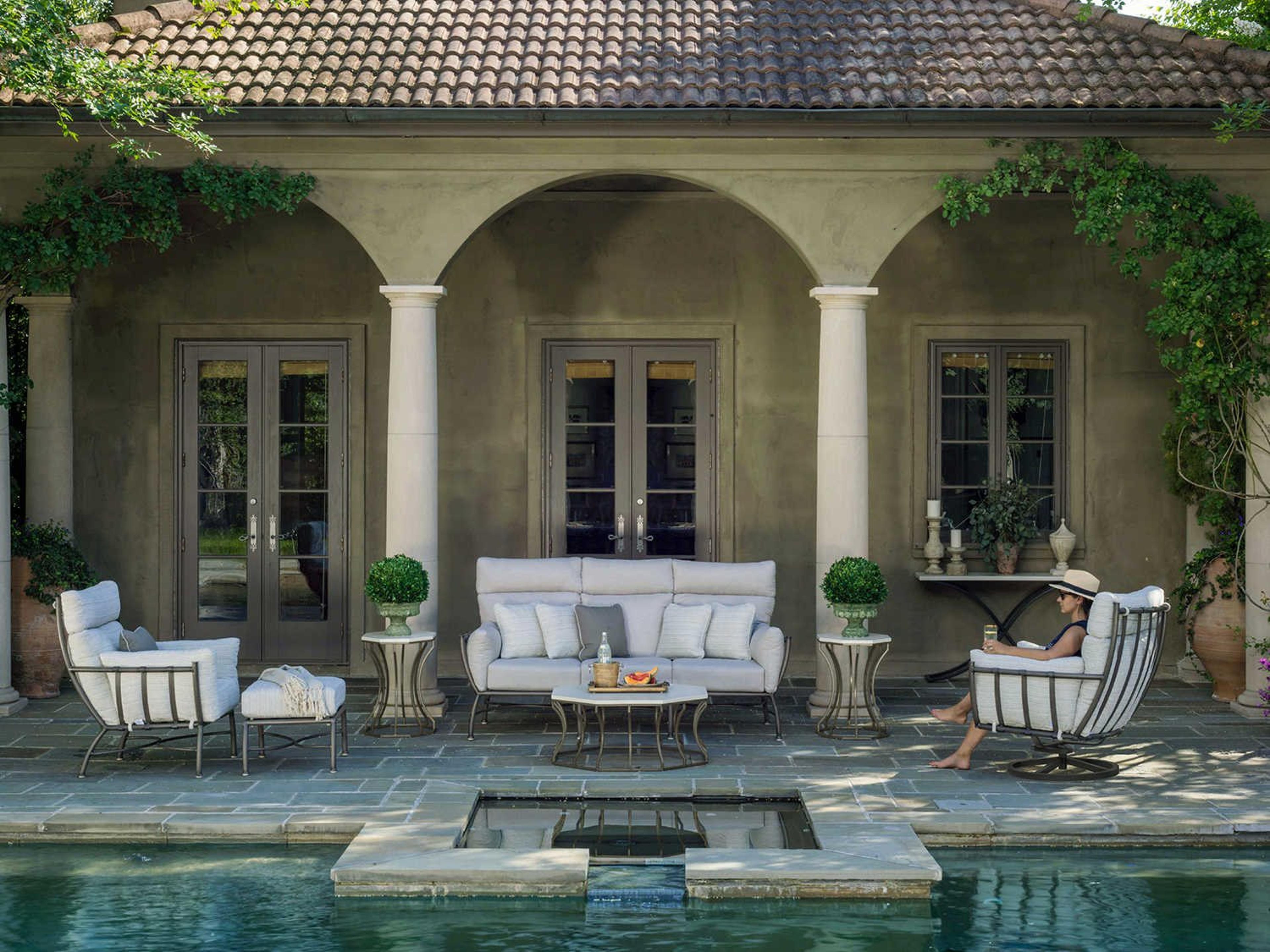 Majorca Aluminum Outdoor Patio Lounge Set