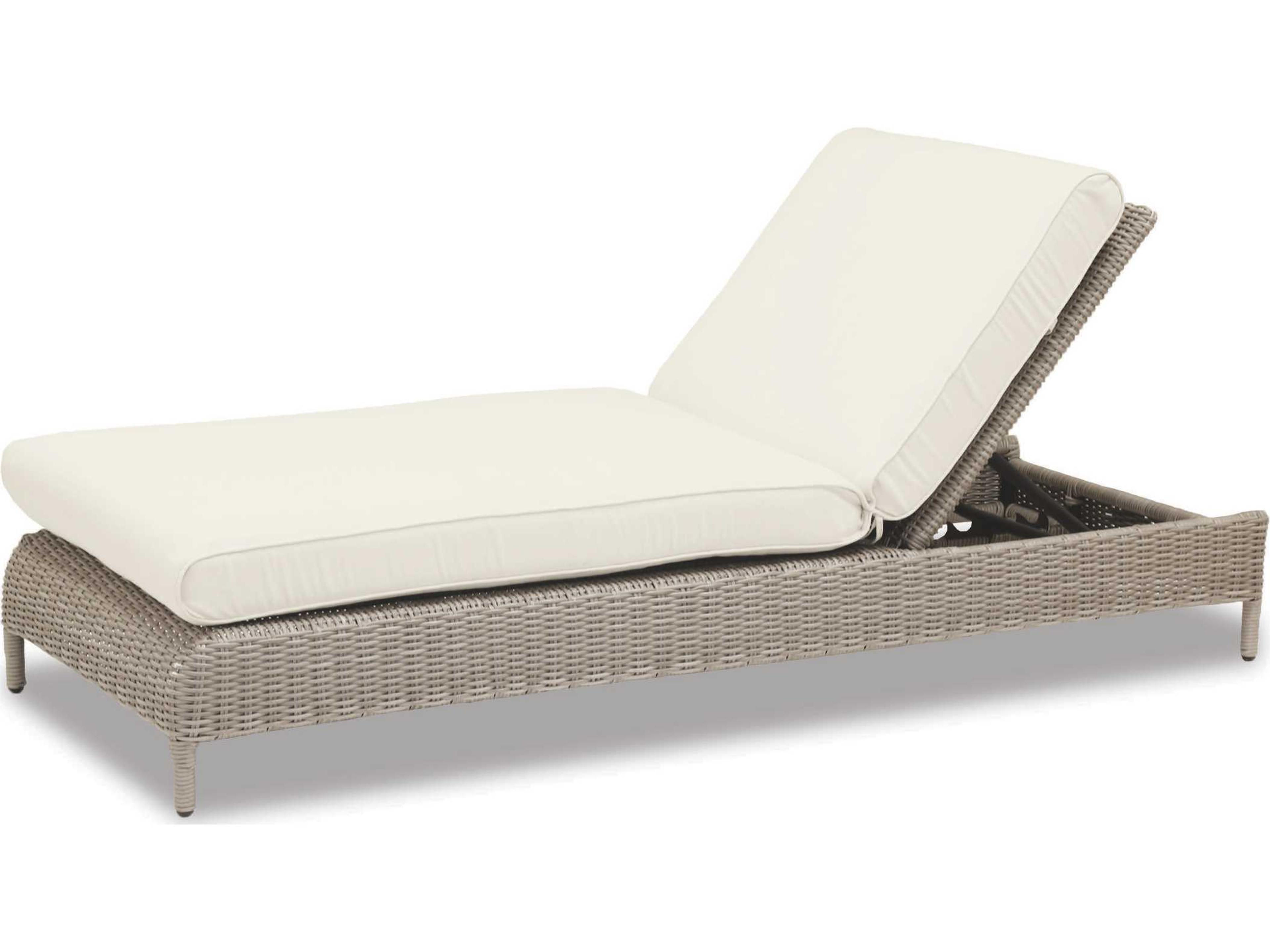 Manhattan Wicker Cushion Chaise Lounge