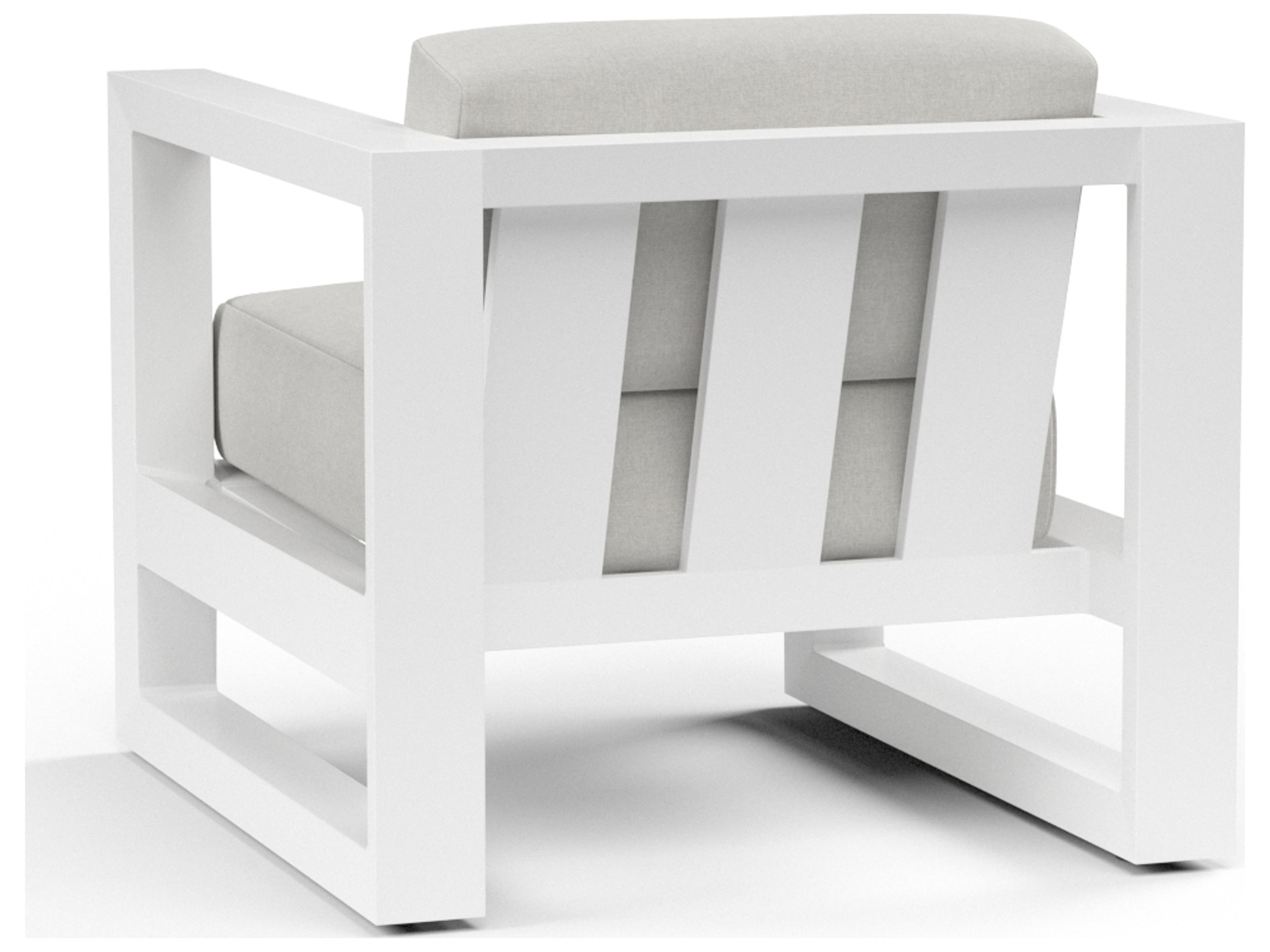 Sunset West Newport Frosted White Aluminum Outdoor Patio Lounge Chair in Cast Silver