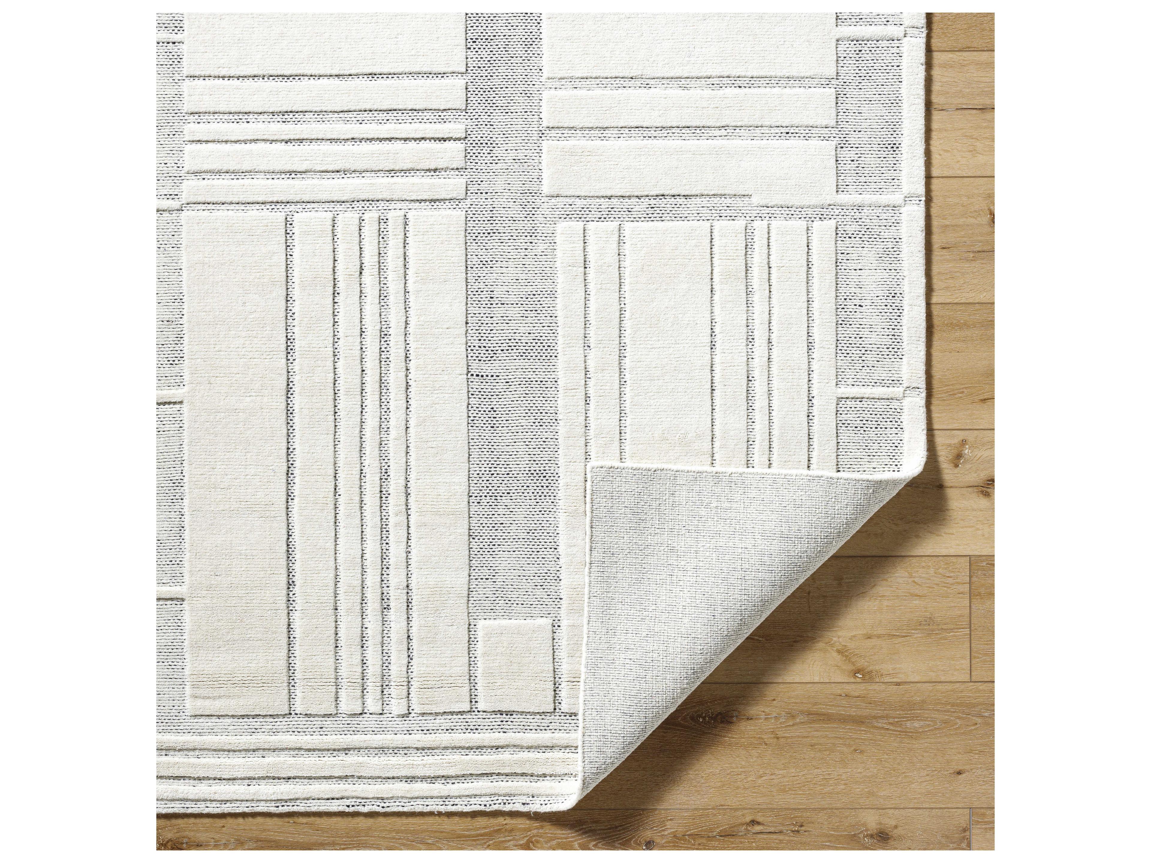 Surya Molde Geometric Area Rug