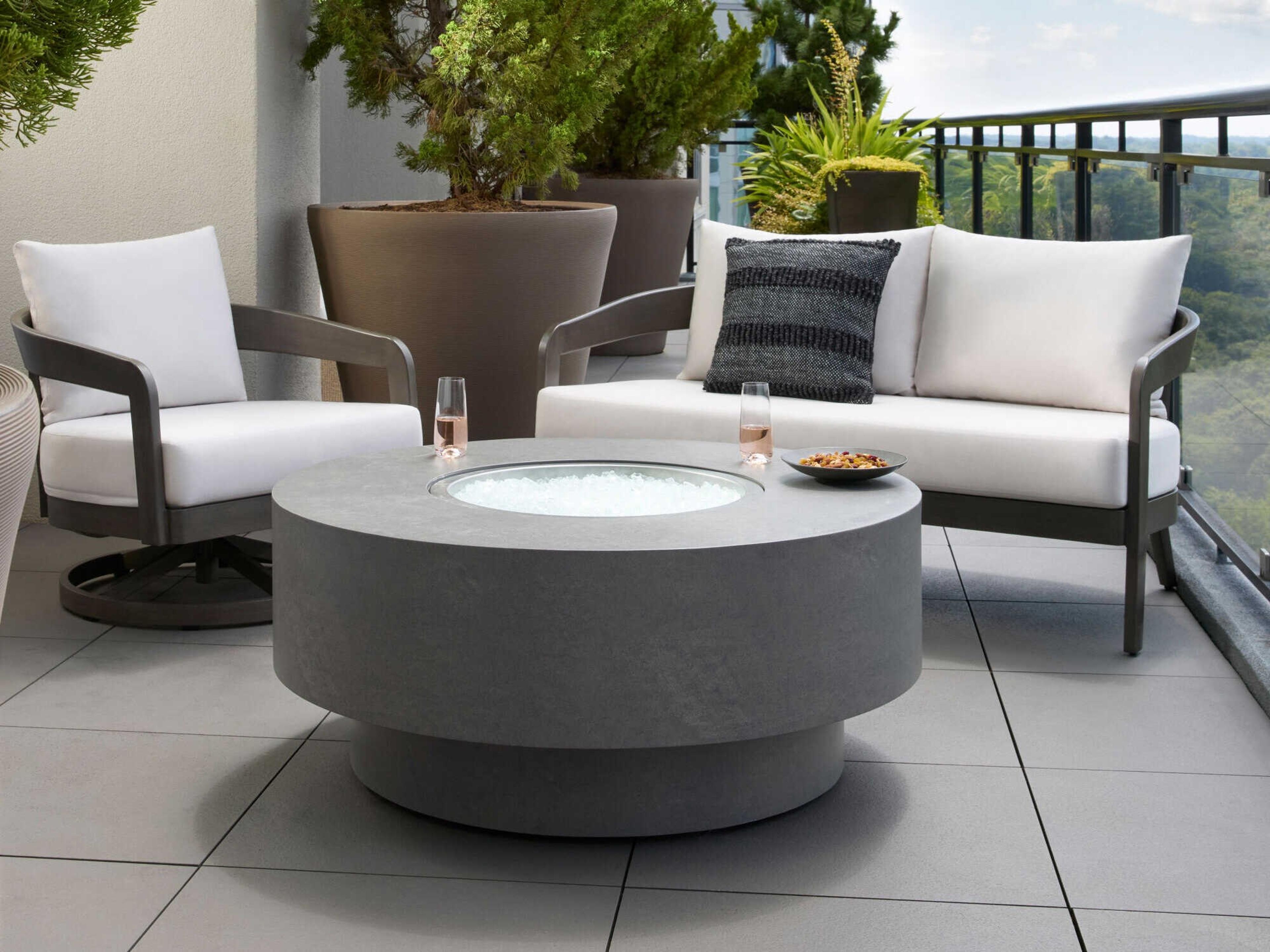 Daniella Aluminum Cushion Lounge Set