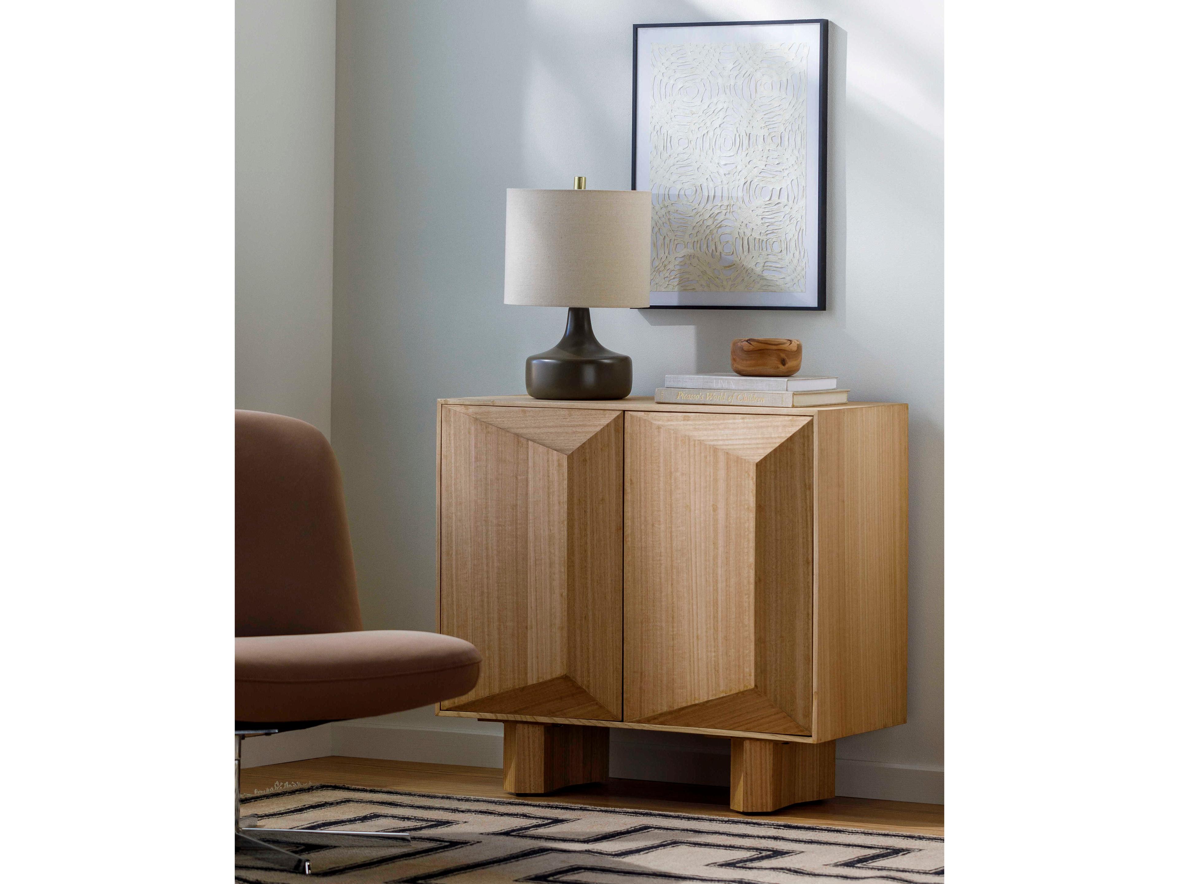 Surya Scalene 35" Clear Sideboard