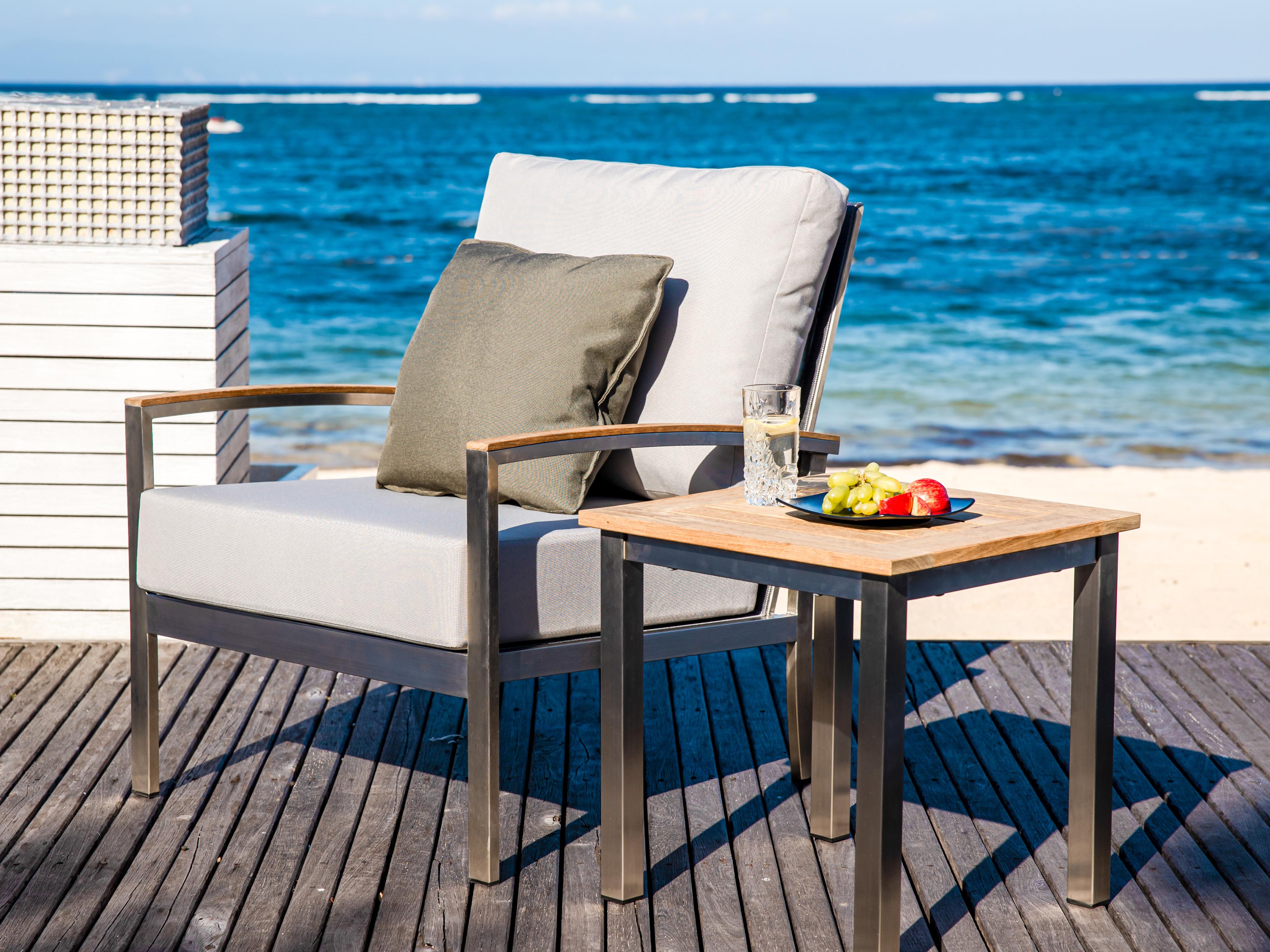 Avanti Steel Cushion Patio Lounge Set