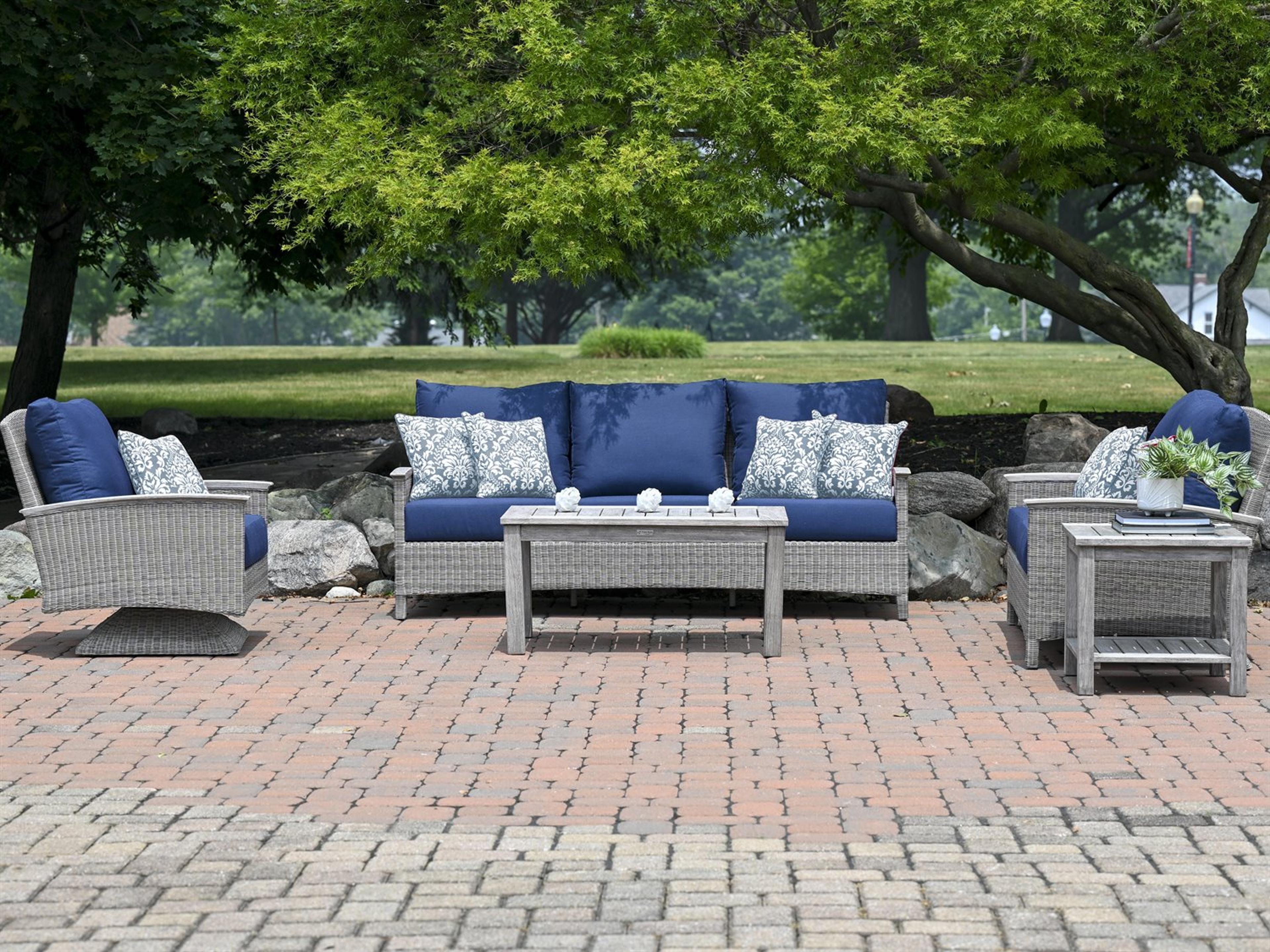 Bella Deep Seating Wicker Outdoor Patio Lounge Set